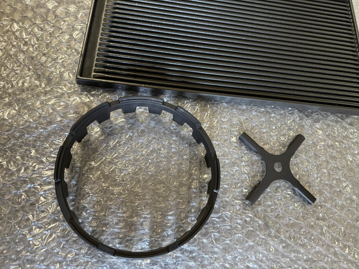 Lacanche cooker Ribbed griddle Plate Wok ring & Trivet hob top accessories