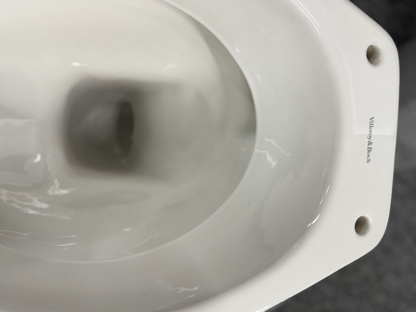 NEW Villeroy & Boch Omnia Classic 76171001 Toilet White BR869