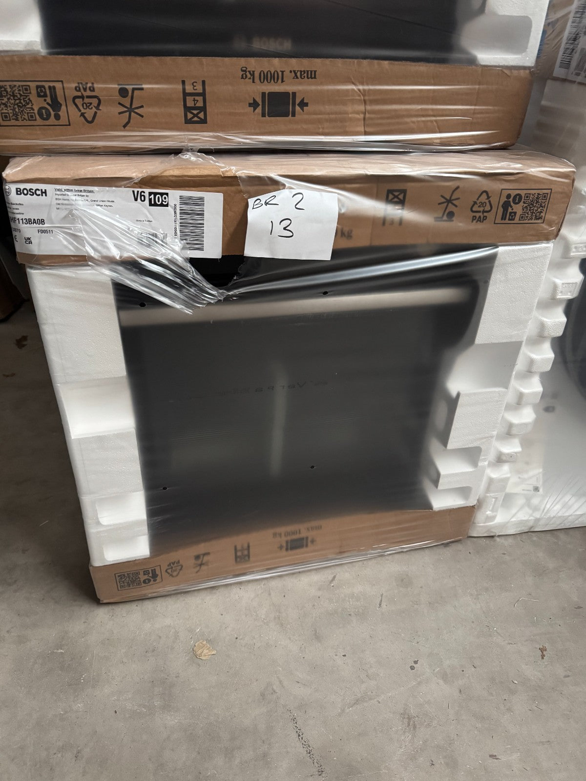 NEW Bosch HHF113BA0B Black single Oven Built In Appliance AX2442