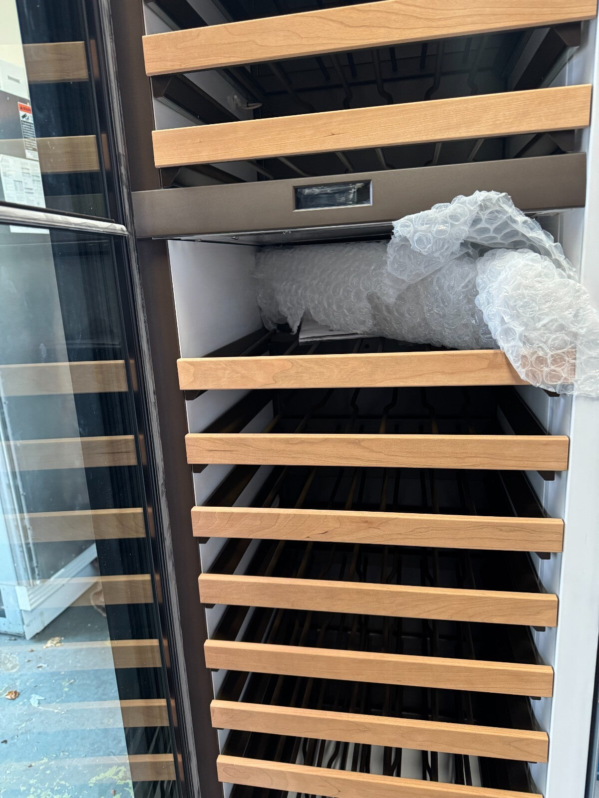 Ex Display Sub-Zero ICBIW-24 610mm Wine Storage Cooler subzero Fridge B32149