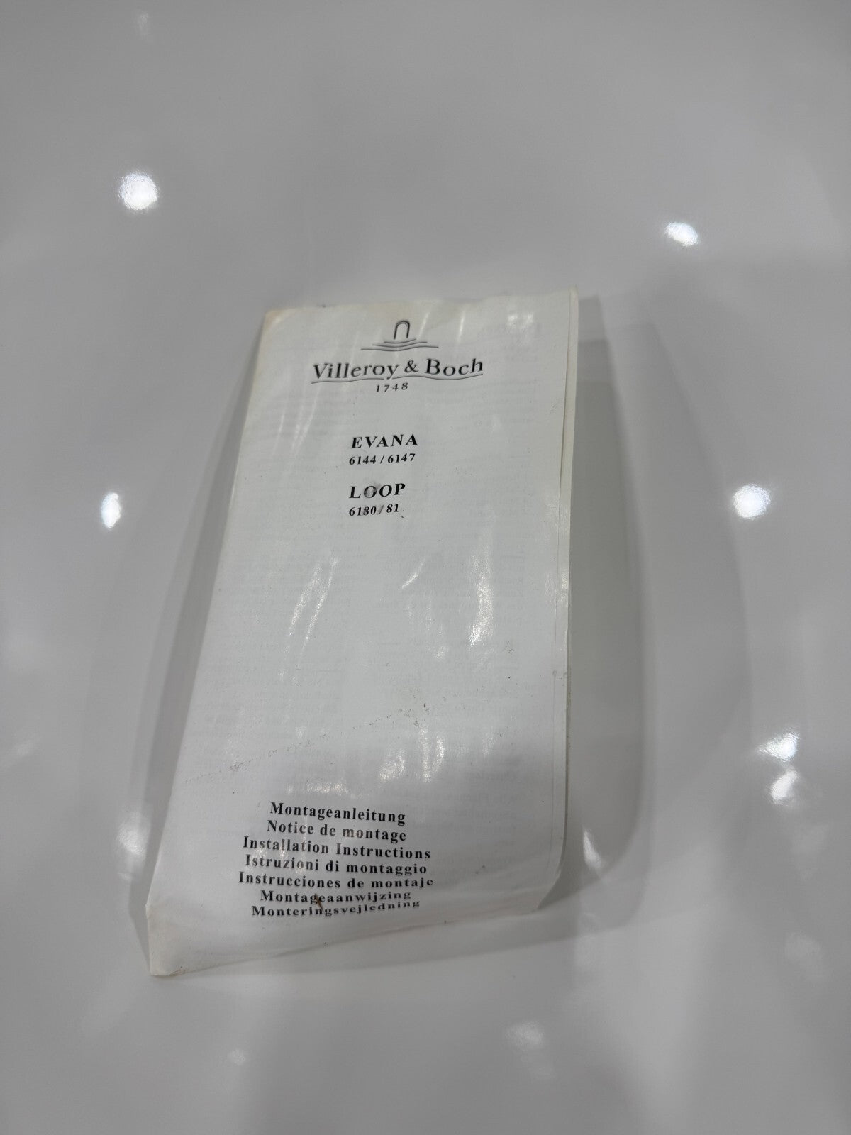 NEW Villeroy & Boch 618043 R2 Loop & Friends basin round white BR2032