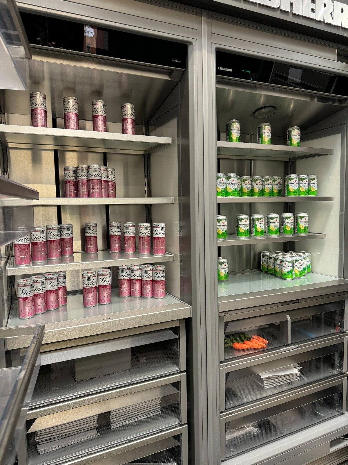NEW Ex Display Monolith Liebherr Fridge Freezer Refrigeration Appliance EKB9671