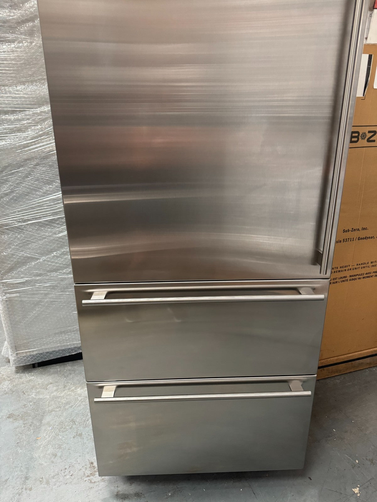 Ex Display Subzero ICBIT30CIID Fridge Freezer ICE refrigeration B32348