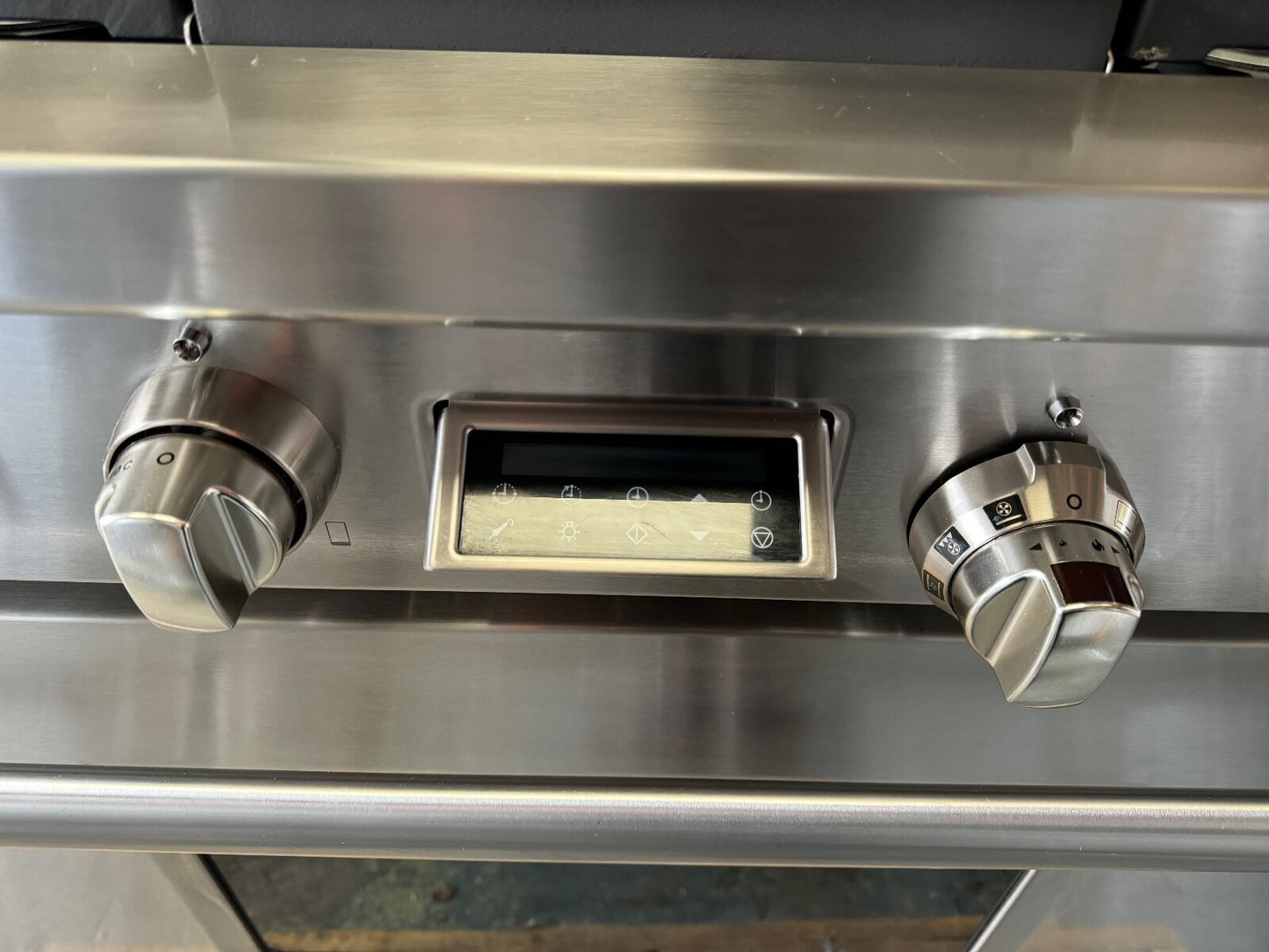 Wolf ICBDF364G Range Cooker 36 inch Oven appliance Subzero