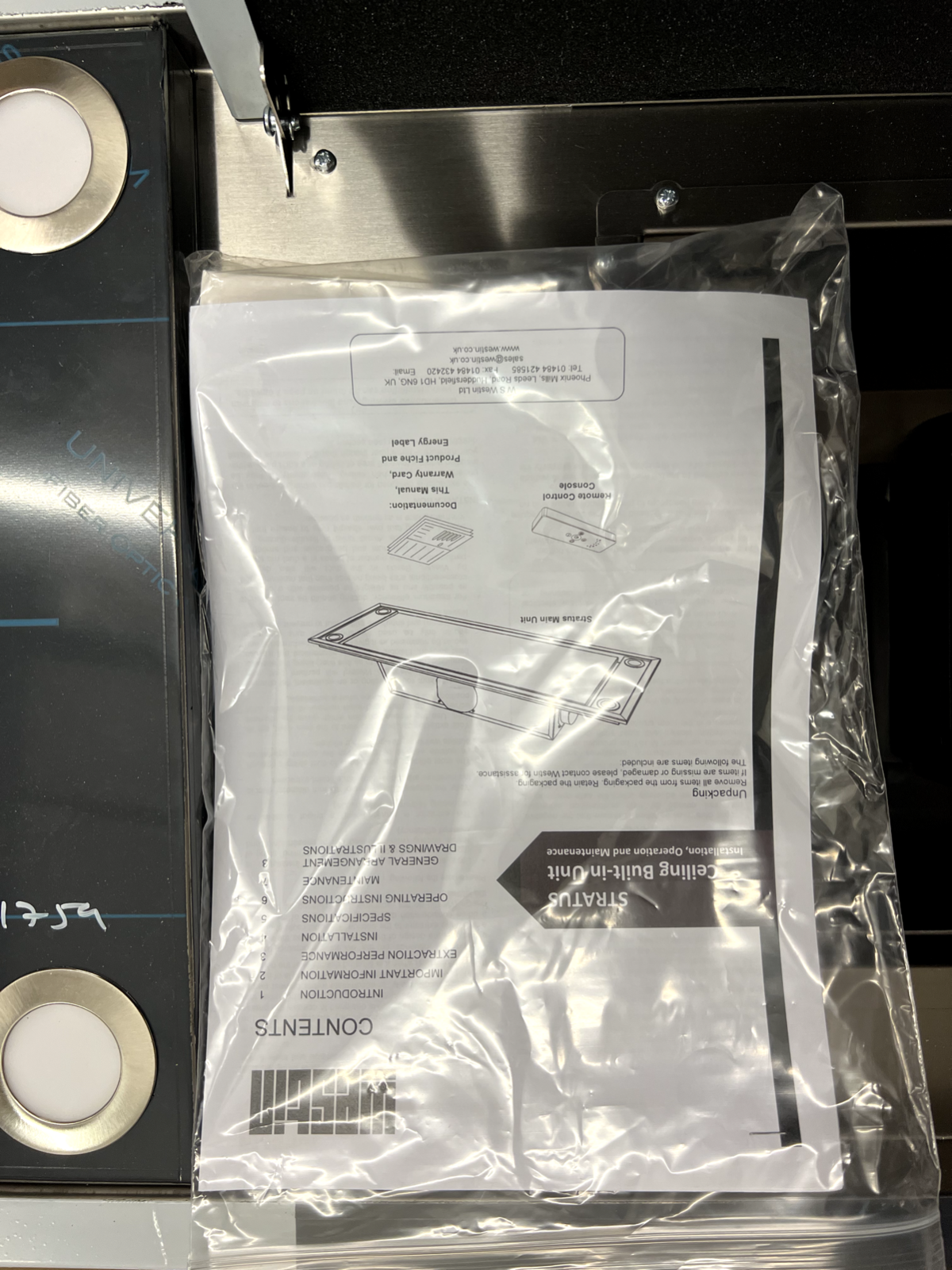 New Westin Stratus Ceiling Extractor Hood Built in 900 x 440 Appliance
