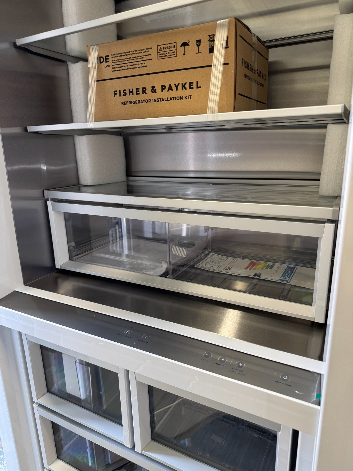 NEW UNUSED Fisher & Paykel RS7621FLJK1 Column 76cm Freezer B32342