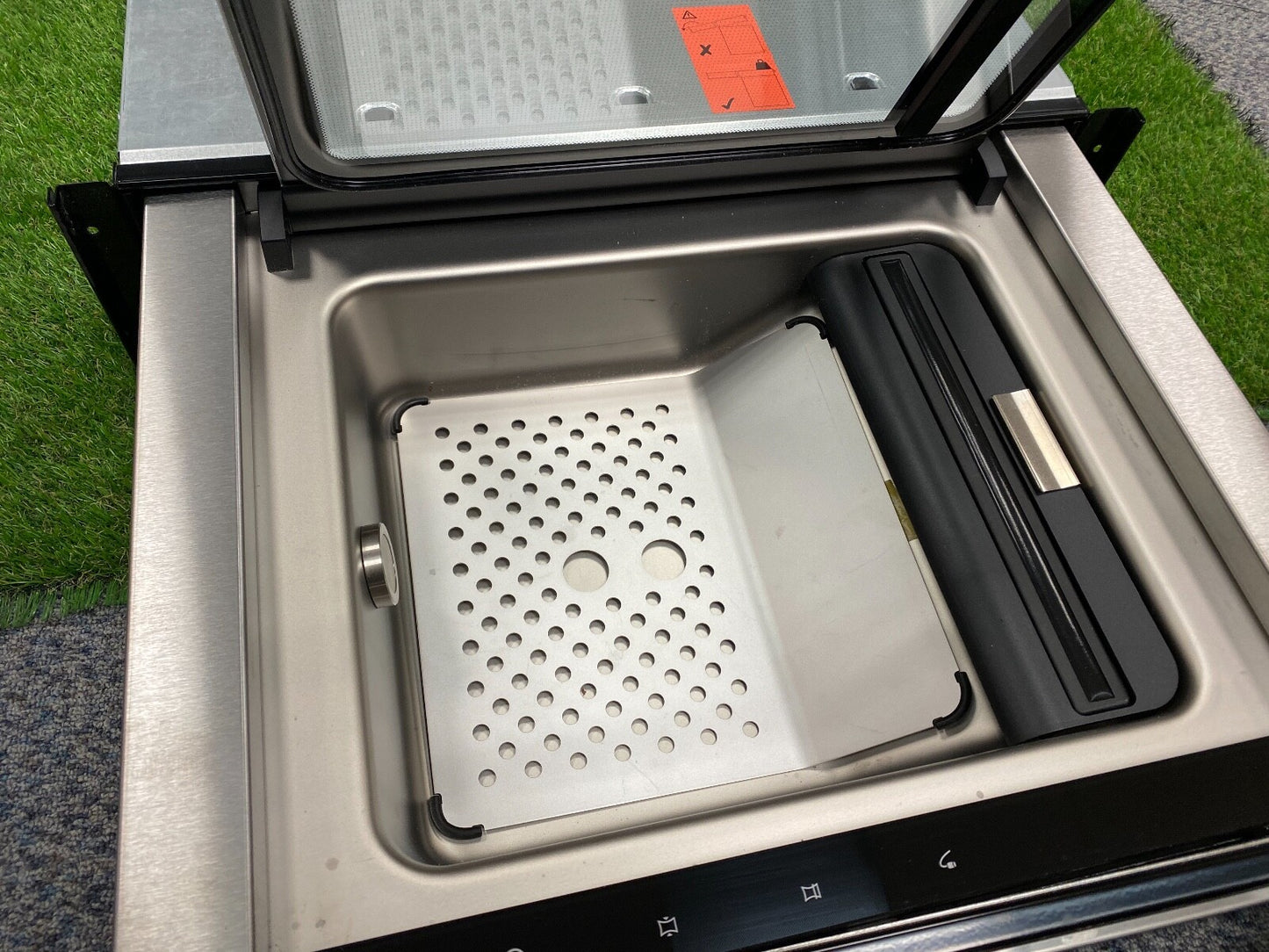 WOLF VACUUM SEALING DRAWER - KITCHEN APPLIANCE - OVEN