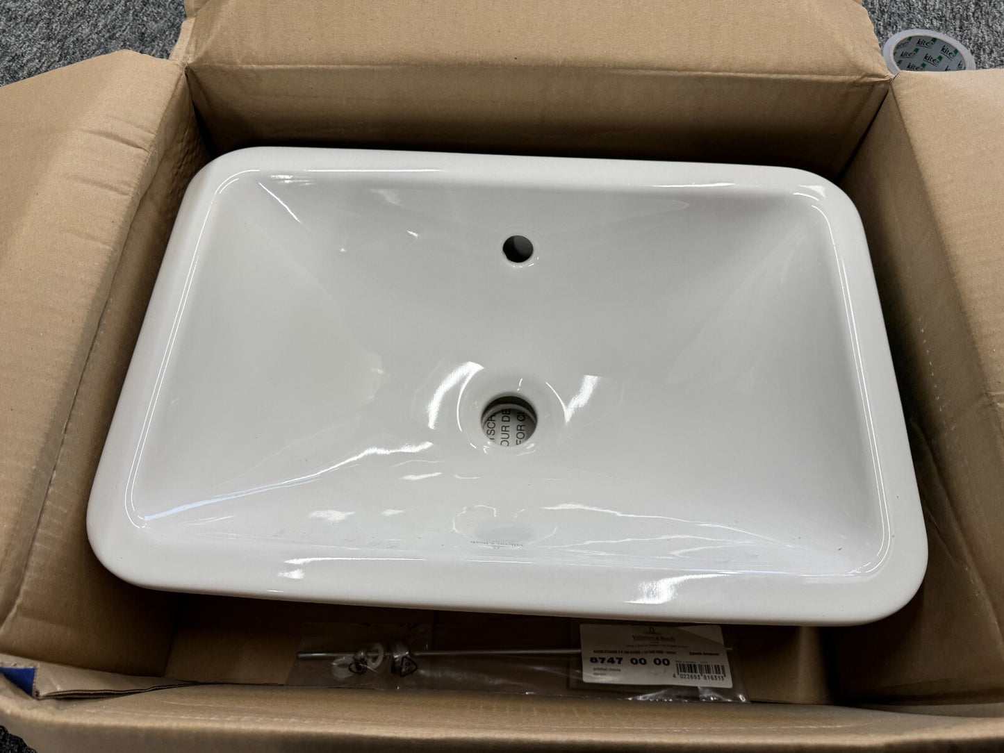 NEW Villeroy & Boch 61451001 Bathroom Sink vanity wash Basin White BR717