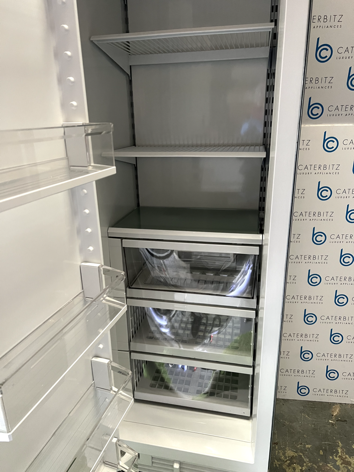 NEW Sub-Zero Column Freezer 24 inch ICBIC-24 FI Subzero Wolf Appliance B32154