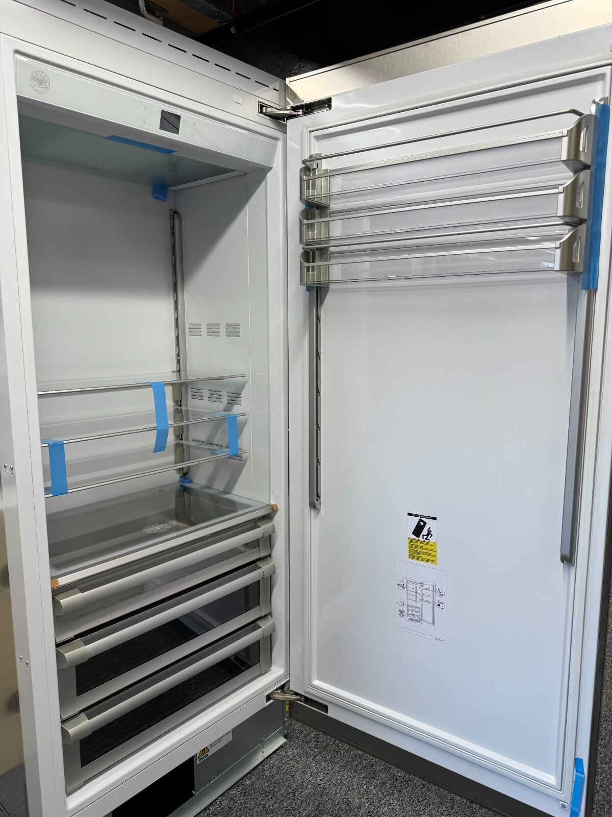 Ex Display Bertazzoni LRD905UBRXTT/24 Built in Column Fridge Stainless Steel BR2