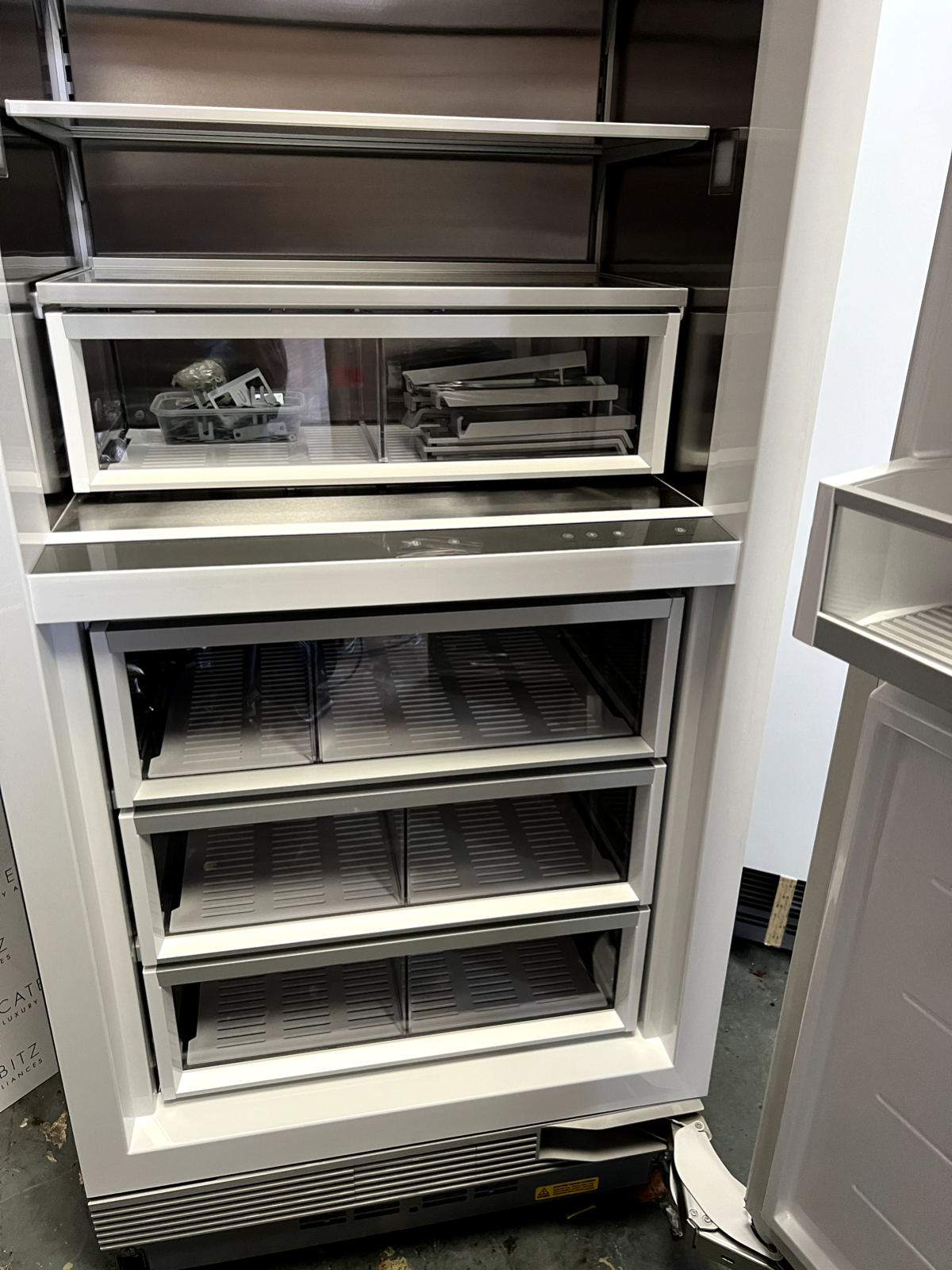 Fisher & Paykel RS7621SRK1 integrated Column Fridge 76cm Sub zero Appliance