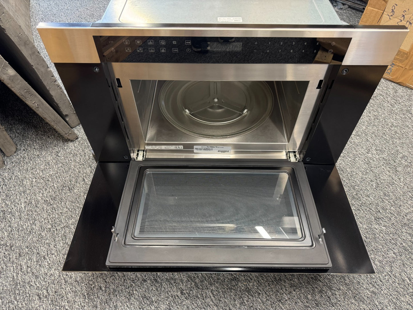 Ex Display Wolf ICBMDD30TM/B/TH Transitional Combi Microwave Oven 76cm BR2336