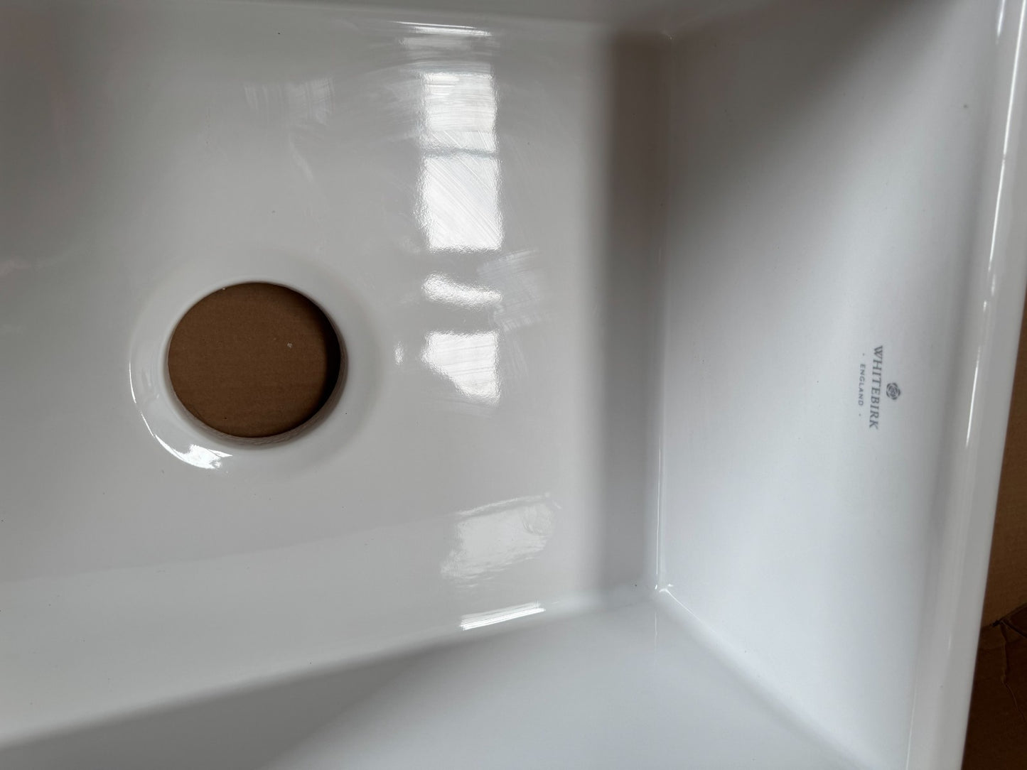 NEW UNUSED Whitebirk 60cm x 46cm Ceramic White Kitchen Sink AX04 Shaws belfast