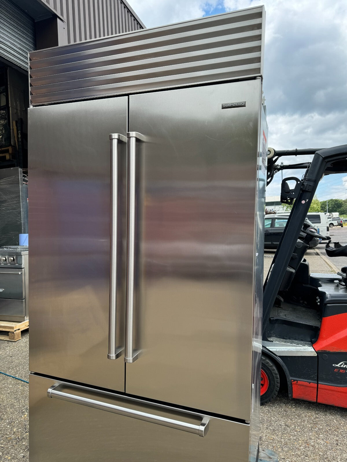 Sub Zero ICBBI-42UFDID 42 inch French Door Fridge Freezer Refrigeration Applianc