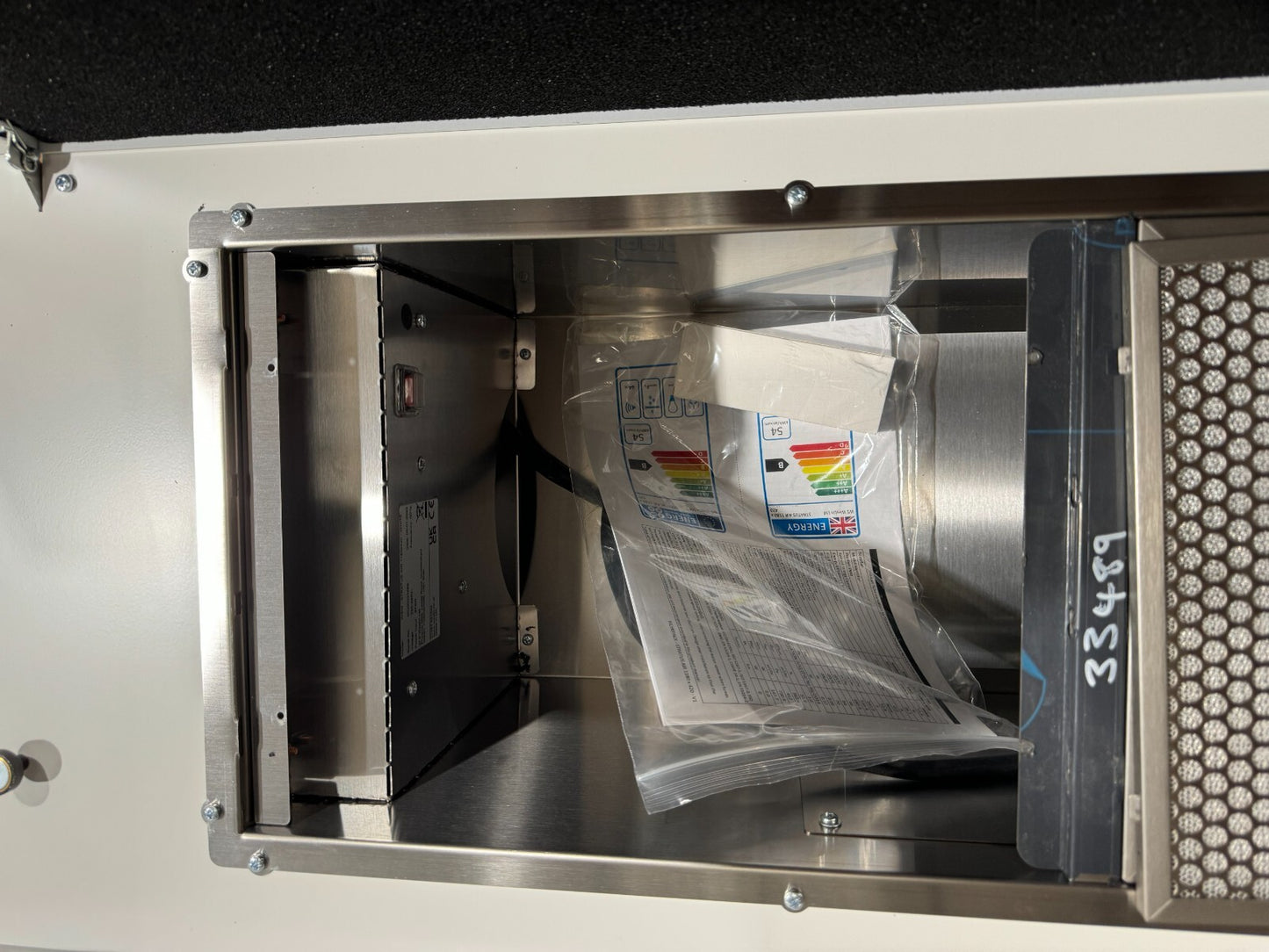 NEW Westin STRATUS AIR 1180 Built In ceiling Extractor Hood blower white