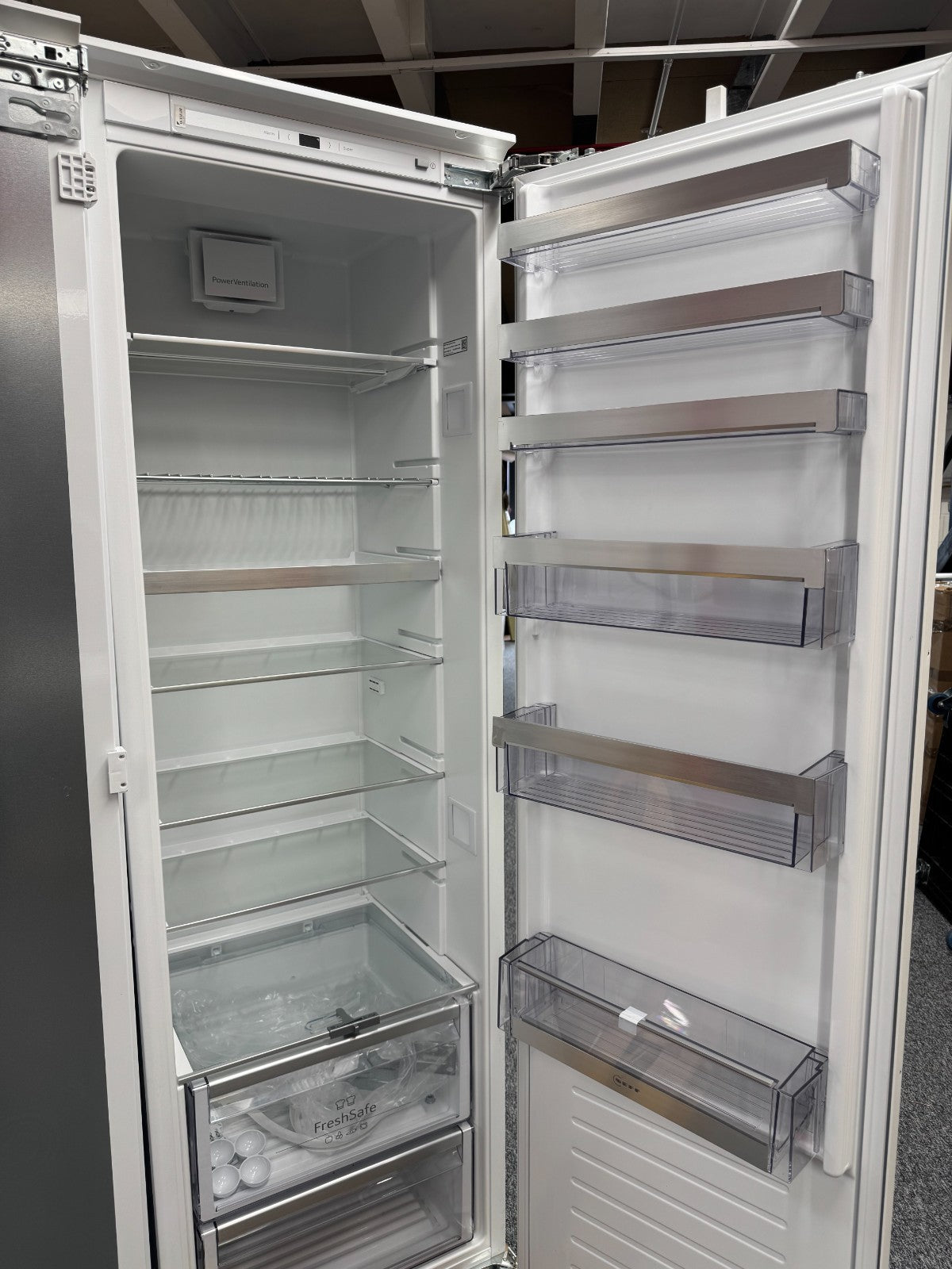 Ex Display Neff KI1813FE0G Integrated Tall Column Fridge Refrigerator BR2357