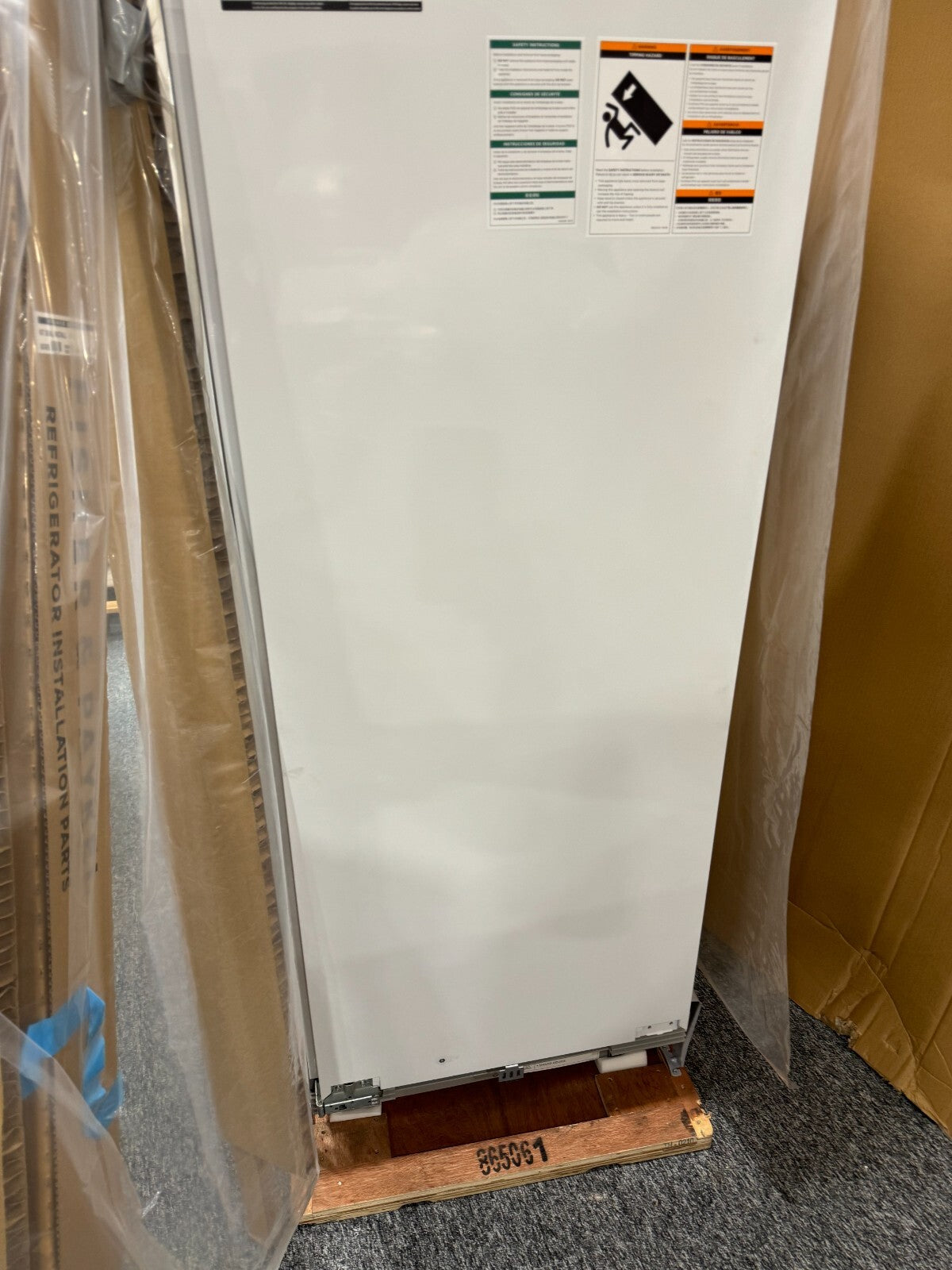 New Fisher & Paykel RS6019F3LJ1 60cm Integrated Freezer Appliance BR592