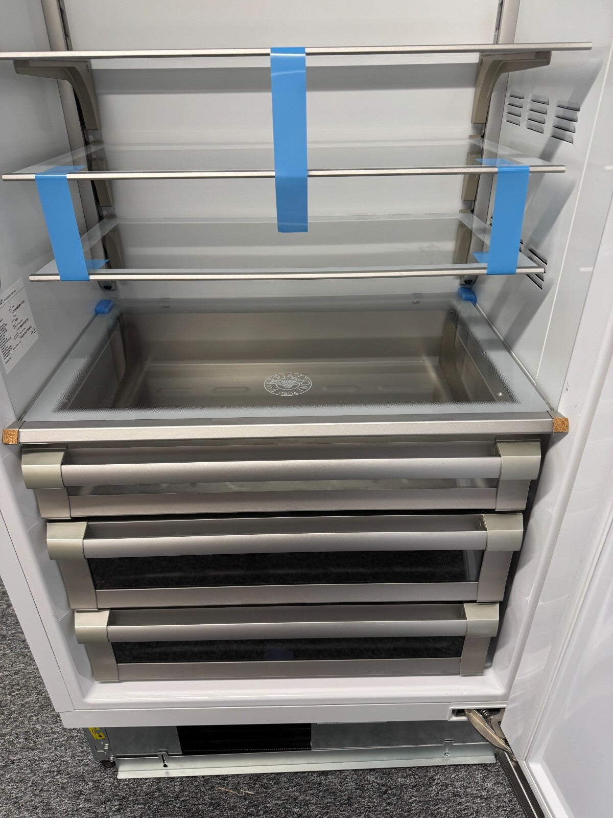 Ex Display Bertazzoni LRD905UBRXTT/24 Built in Column Fridge Stainless Steel BR2