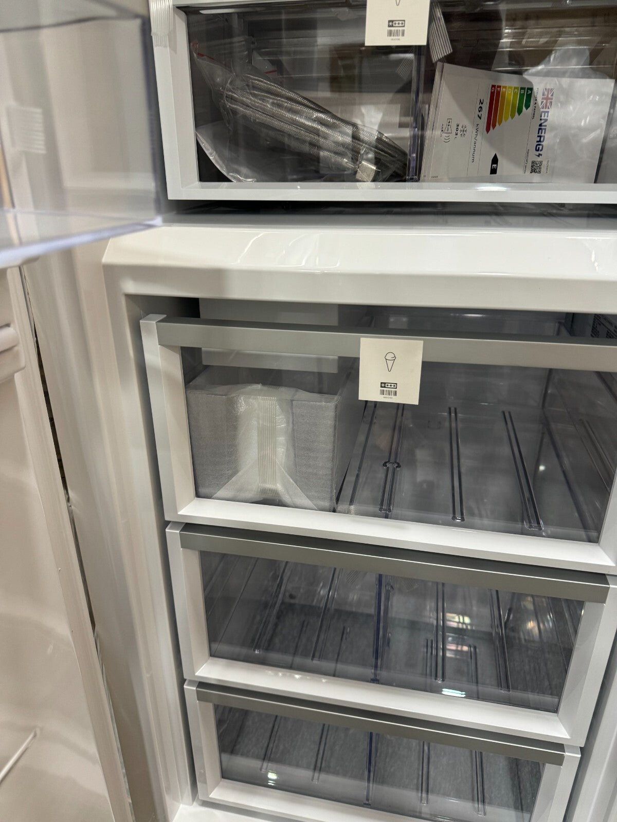 New Fisher & Paykel RS6019F3LJ1 60cm Integrated Freezer Appliance BR592