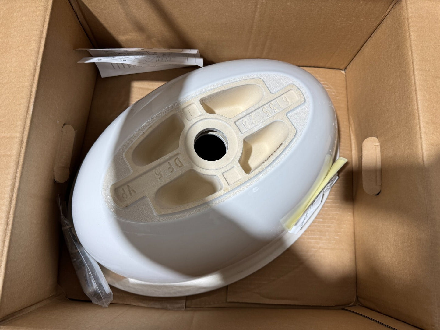 NEW Villeroy & Boch 61612101 Loop & Friends Under counter basin Sink white BR963