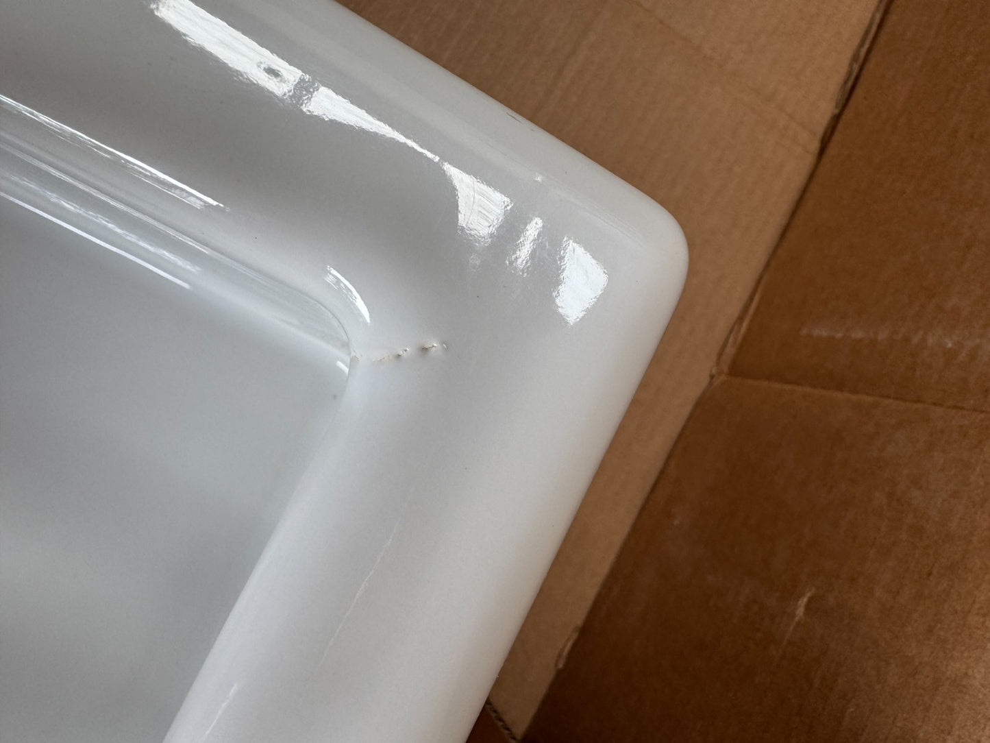 NEW UNUSED Whitebirk 60cm x 46cm Ceramic White Kitchen Sink AX04 Shaws belfast