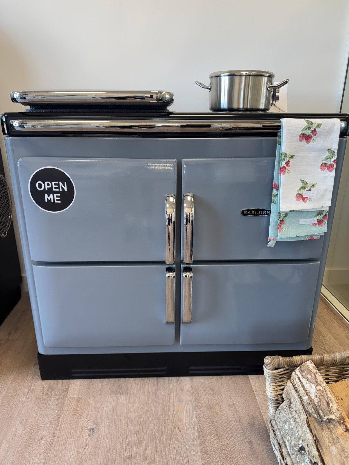 Ex Display UNUSED Rayburn Ranger 100-3i Electric Heat Cooker Oven