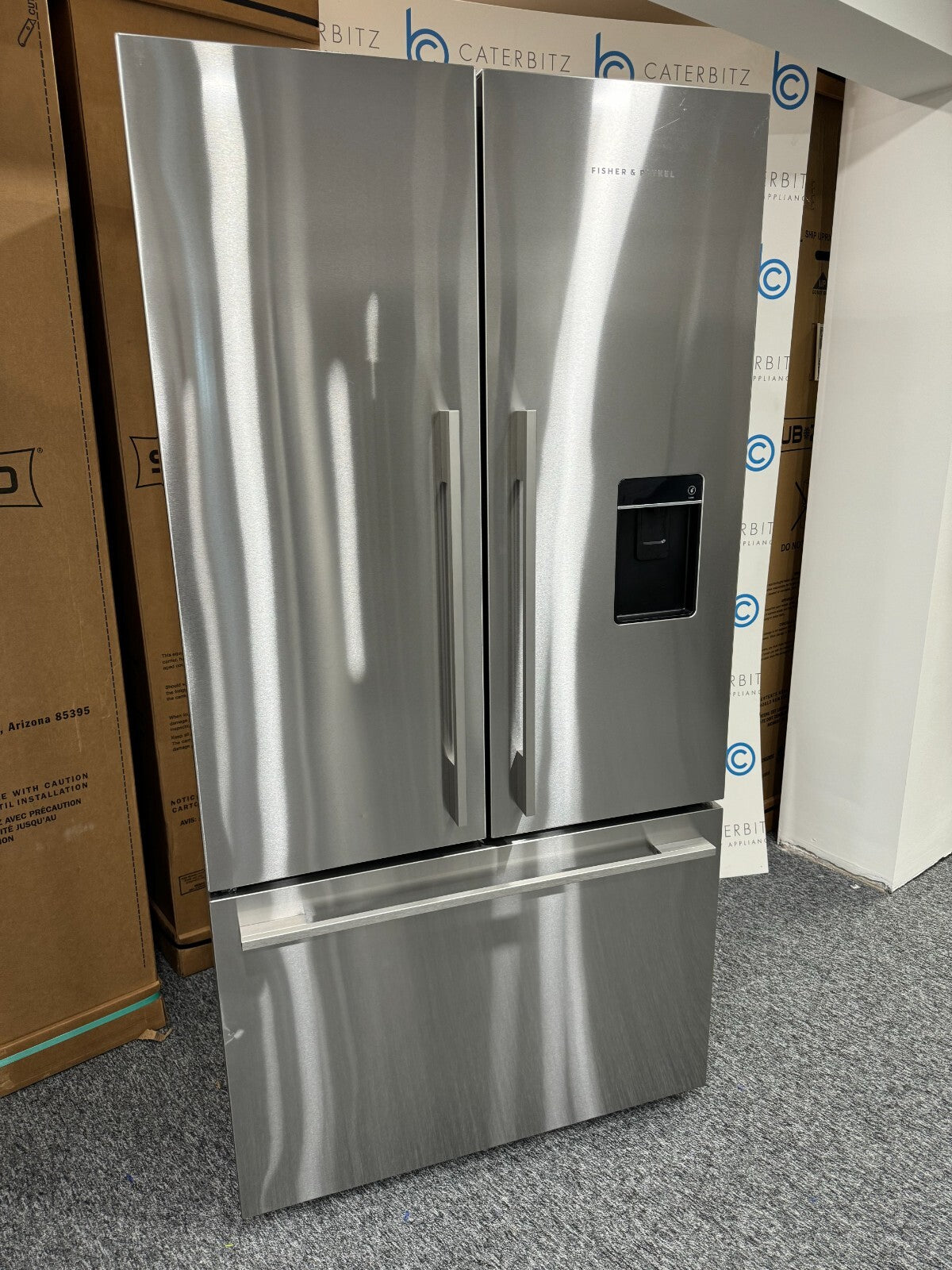 Fisher & Paykel RF540ADUX6 fridge freezer freestanding French Door appliance 437