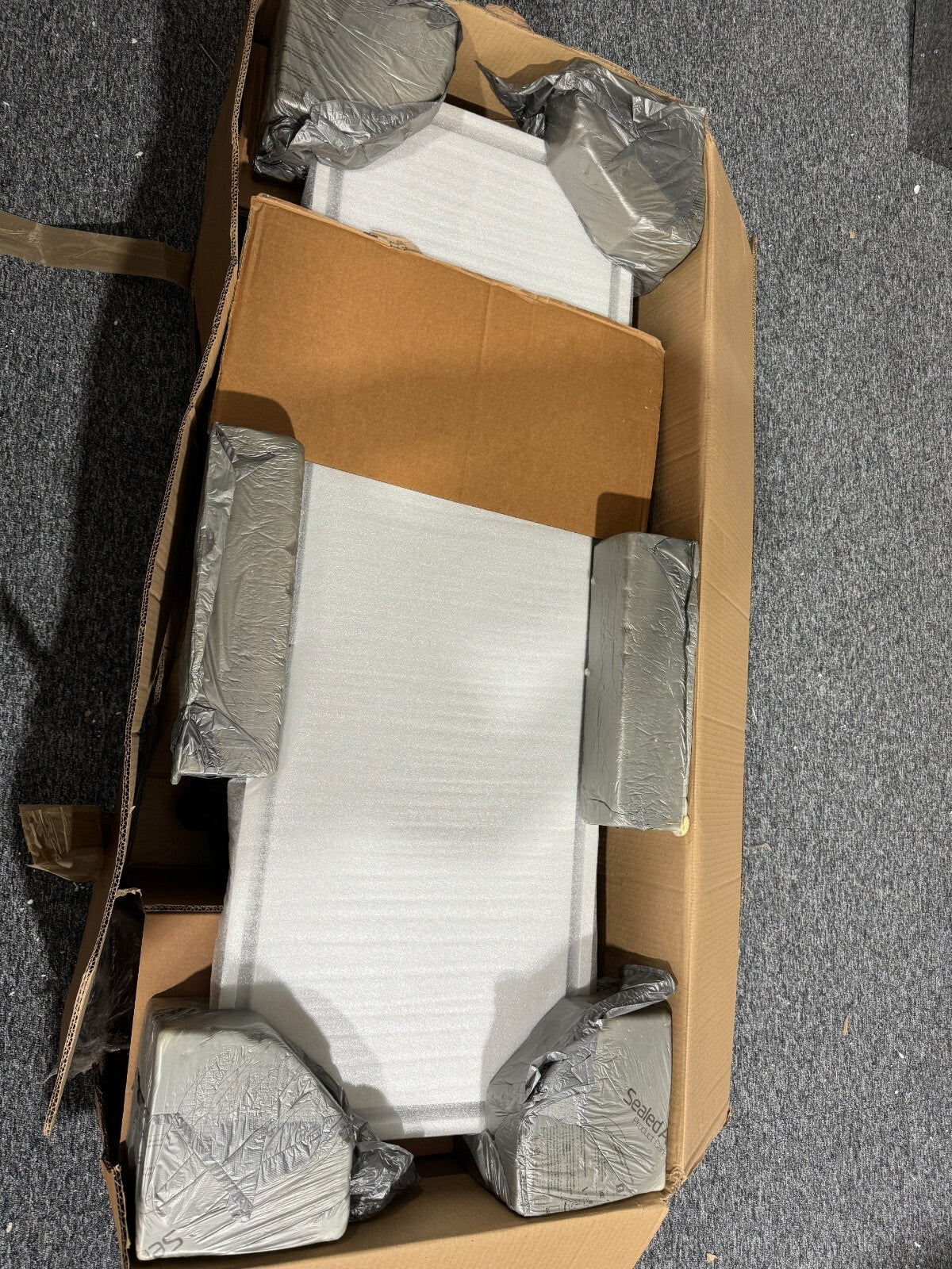 NEW Westin STRATUS AIR 1180 Built In ceiling Extractor Hood blower white