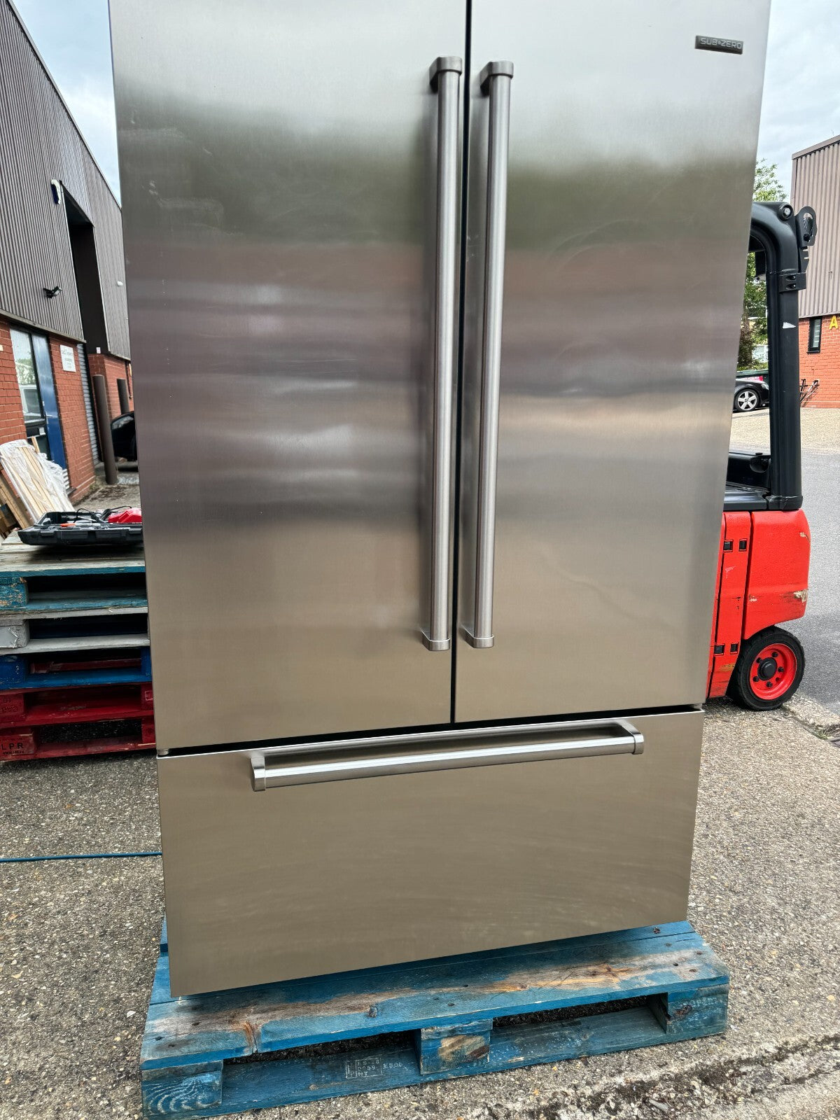 Sub Zero ICBBI-42UFDID 42 inch French Door Fridge Freezer Refrigeration Applianc