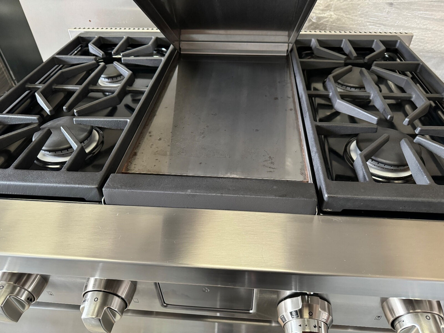 Wolf ICBDF364G Range Cooker 36 inch Oven appliance Subzero
