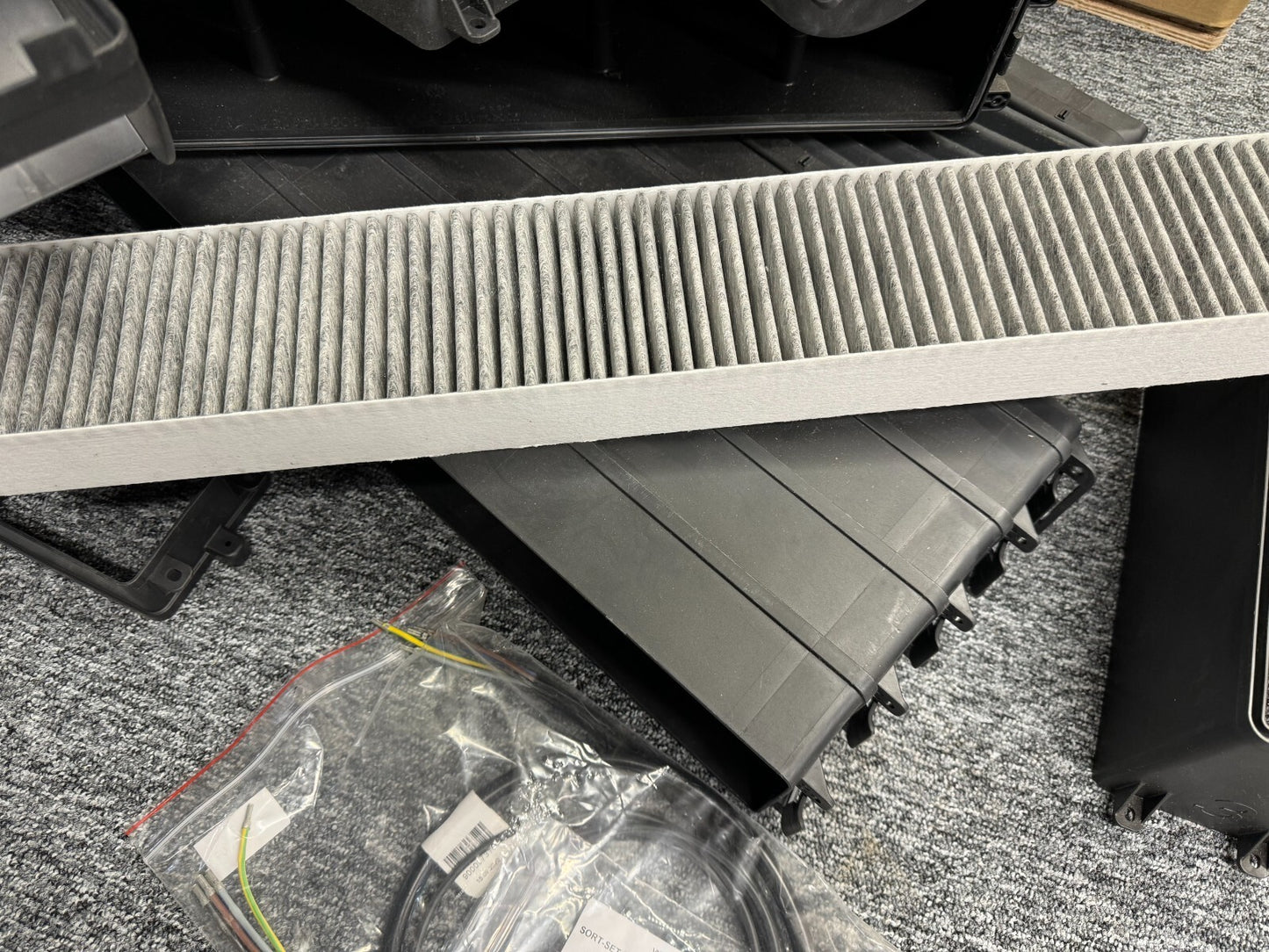 UNUSED Siemens HZ38150 recirculation Kit Hood