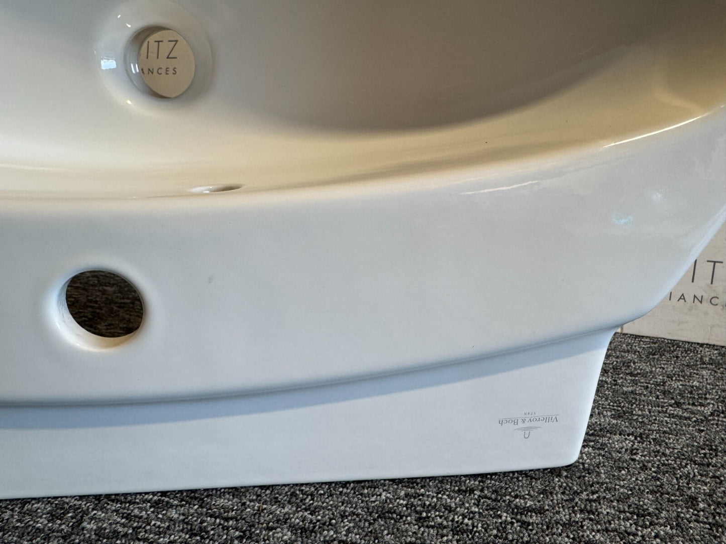 NEW Villeroy & Boch 7155 65 R2 White Bathroom Basin Sink Stratos BR805