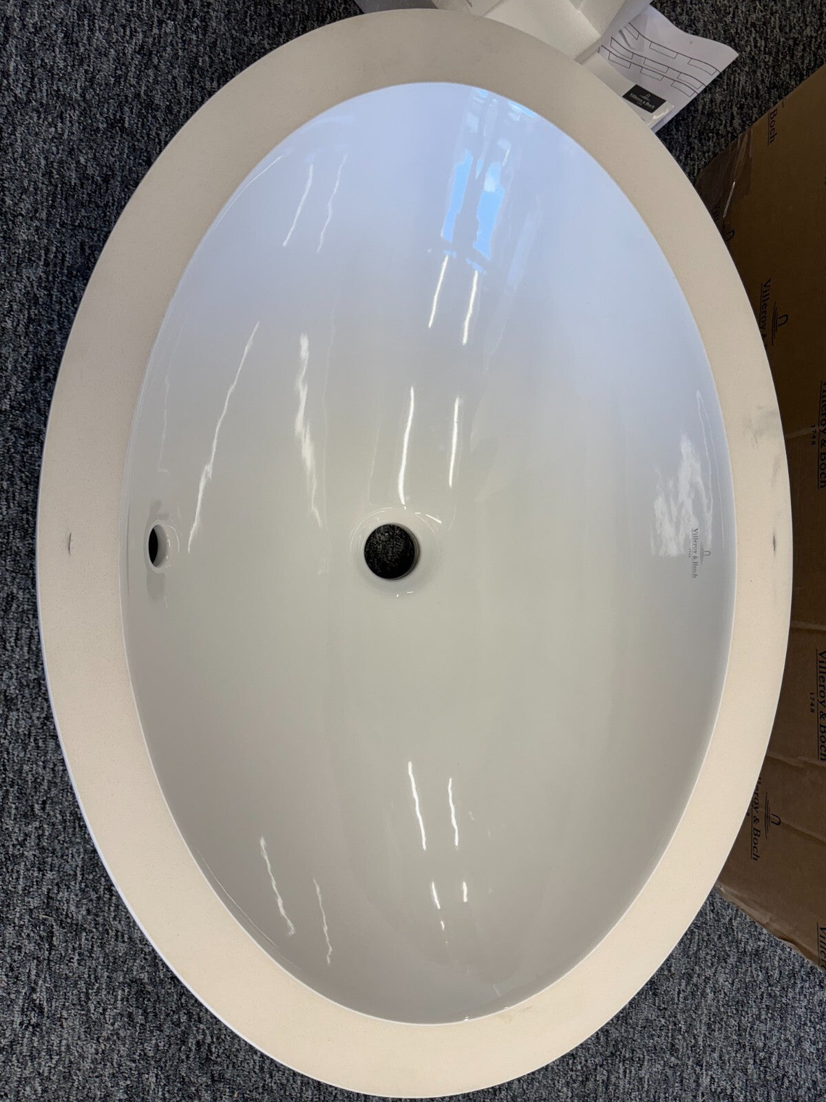 NEW Villeroy & Boch 61613001 Bathroom Sink Basin White loop & Friends BR718