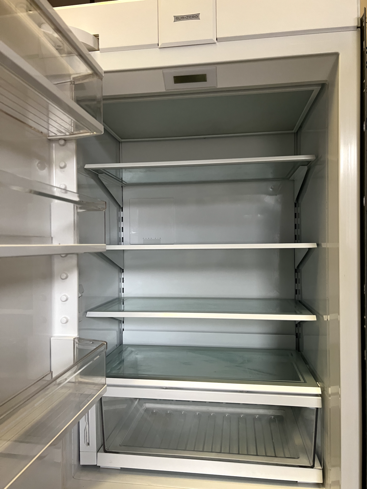 Sub-Zero Fridge freezer 30" Appliance Wolf Subzero ICBIT30 CIID refrigerator