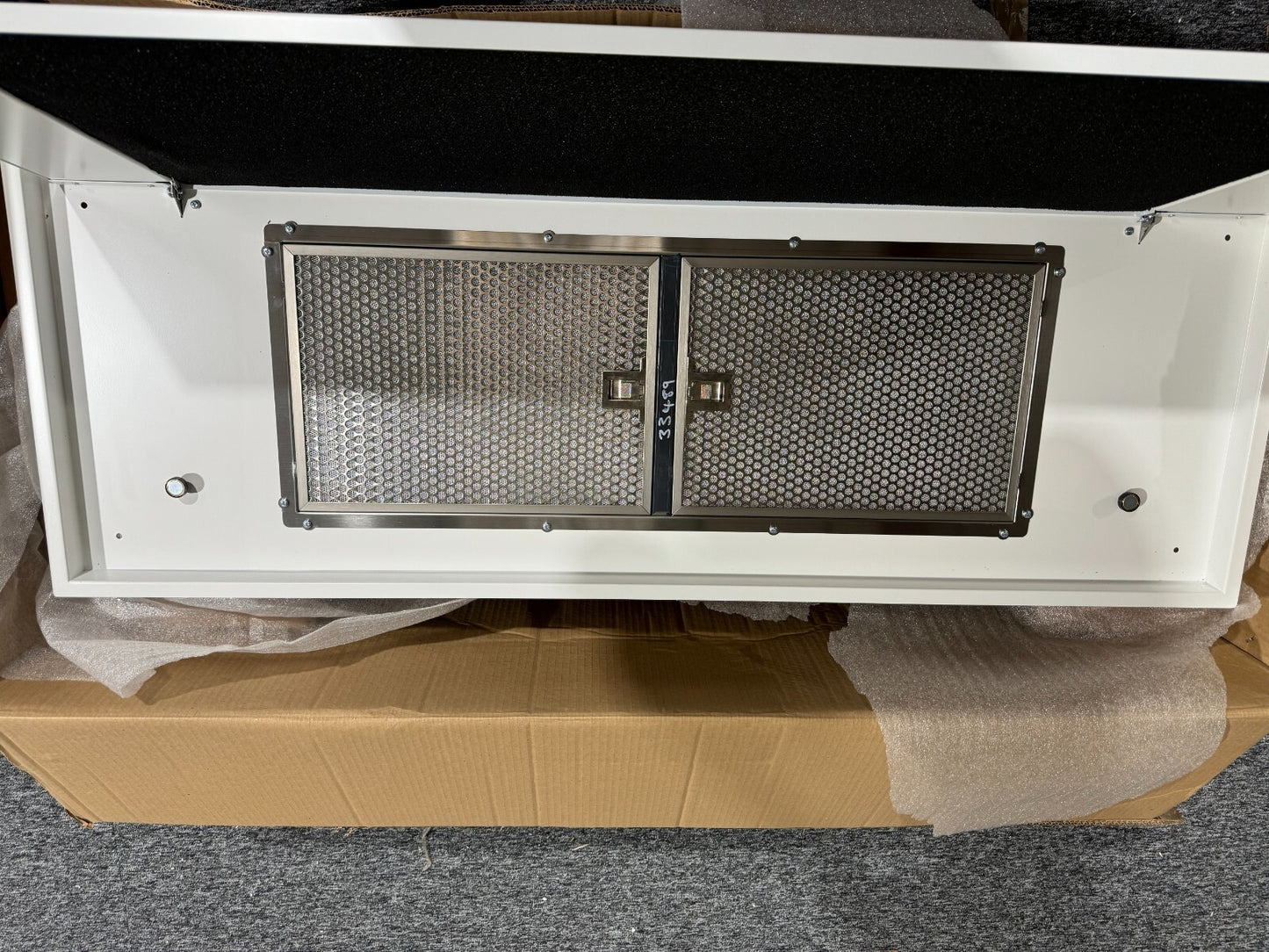 NEW Westin STRATUS AIR 1180 Built In ceiling Extractor Hood blower white