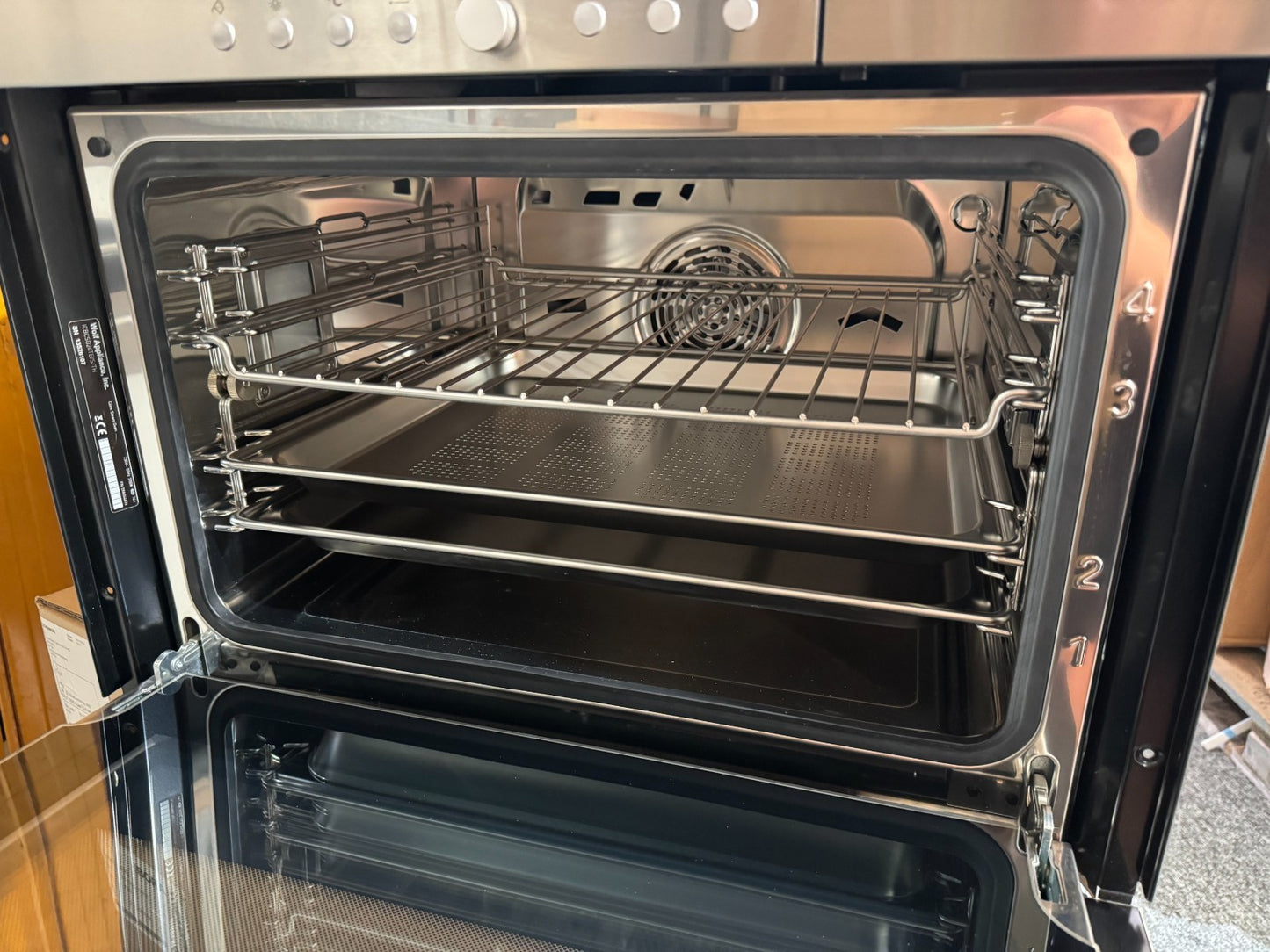 Ex Display UNUSED WOLF ICBCSO24/TE/S/TH Steam Oven Cooker 60cm BR2347