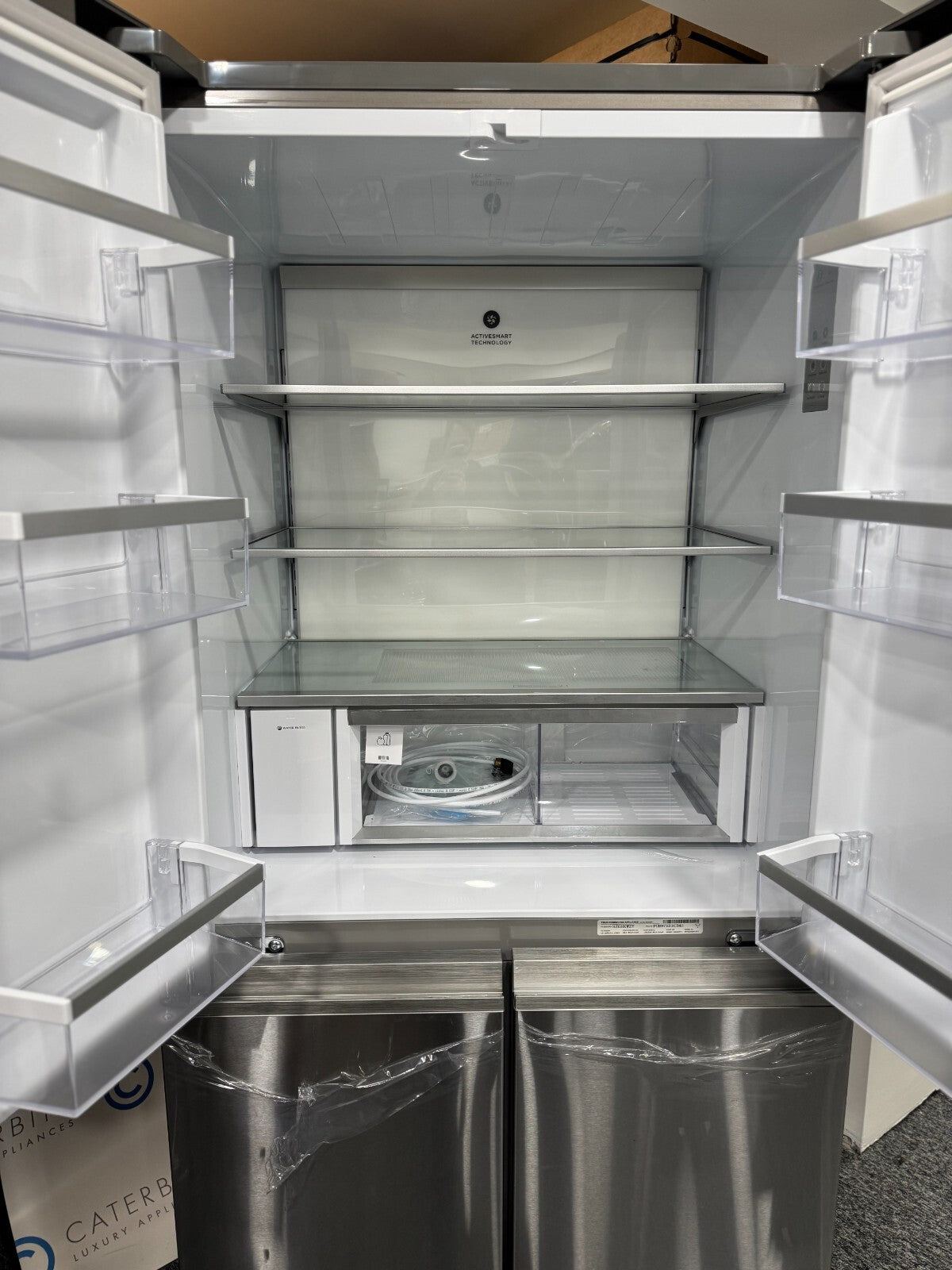 Fisher & Paykel RF500QNUVX1 Fridge Freezer Freestanding Refrigerator ICE BR683