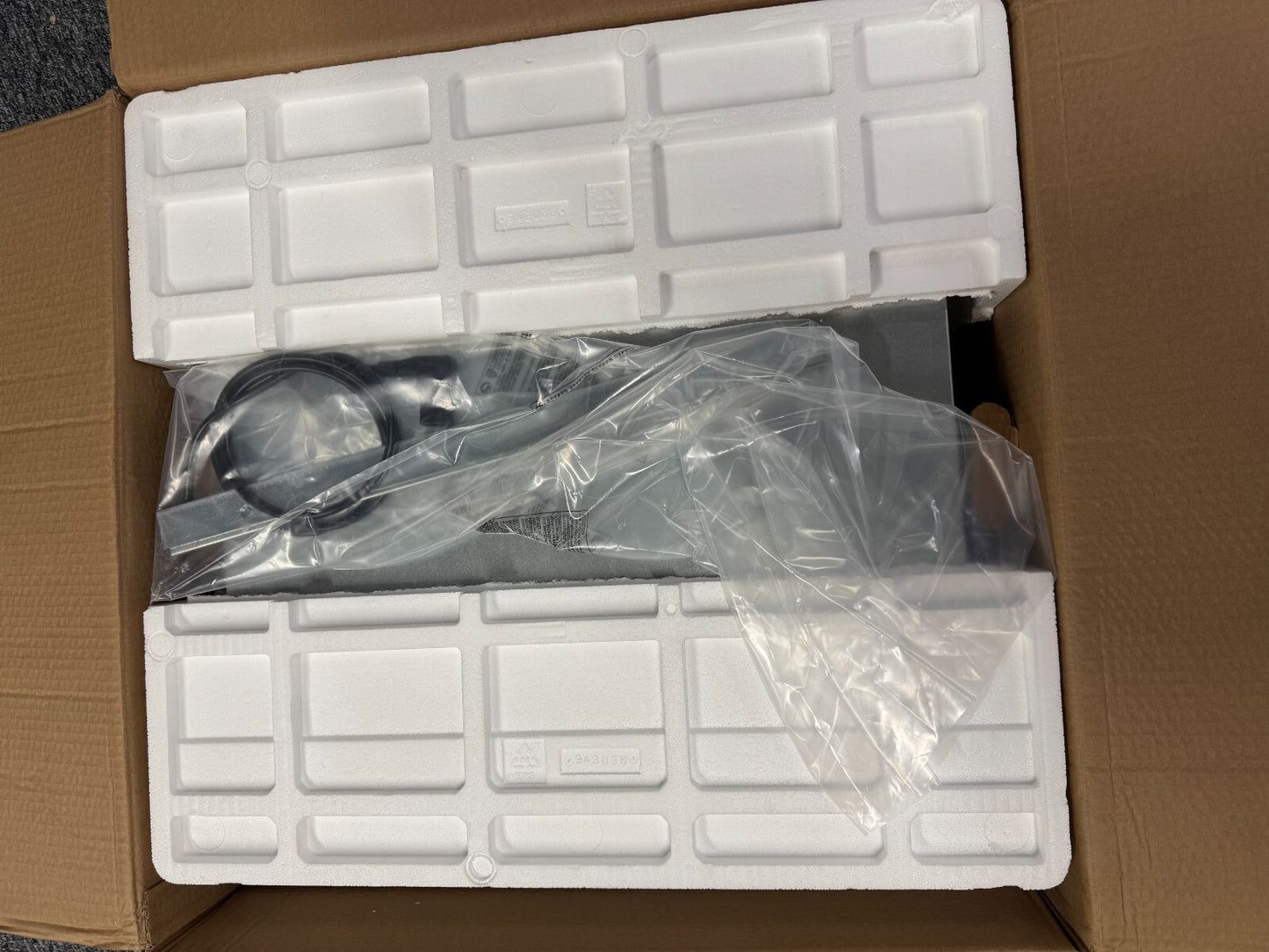 NEW Bertazzoni Professional WD60X Warming Drawer appliance BR2213 damaged