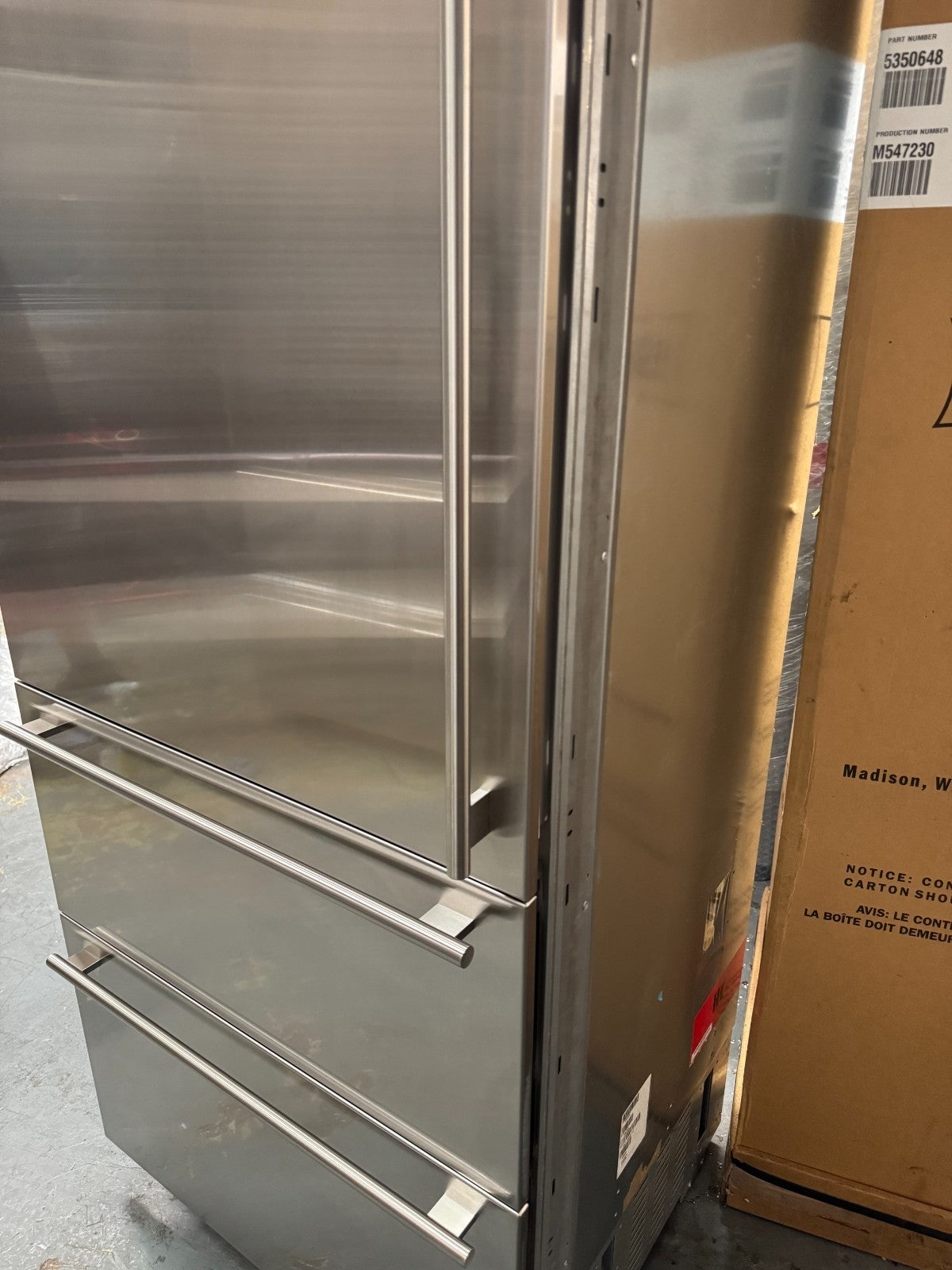 Ex Display Subzero ICBIT30CIID Fridge Freezer ICE refrigeration B32348