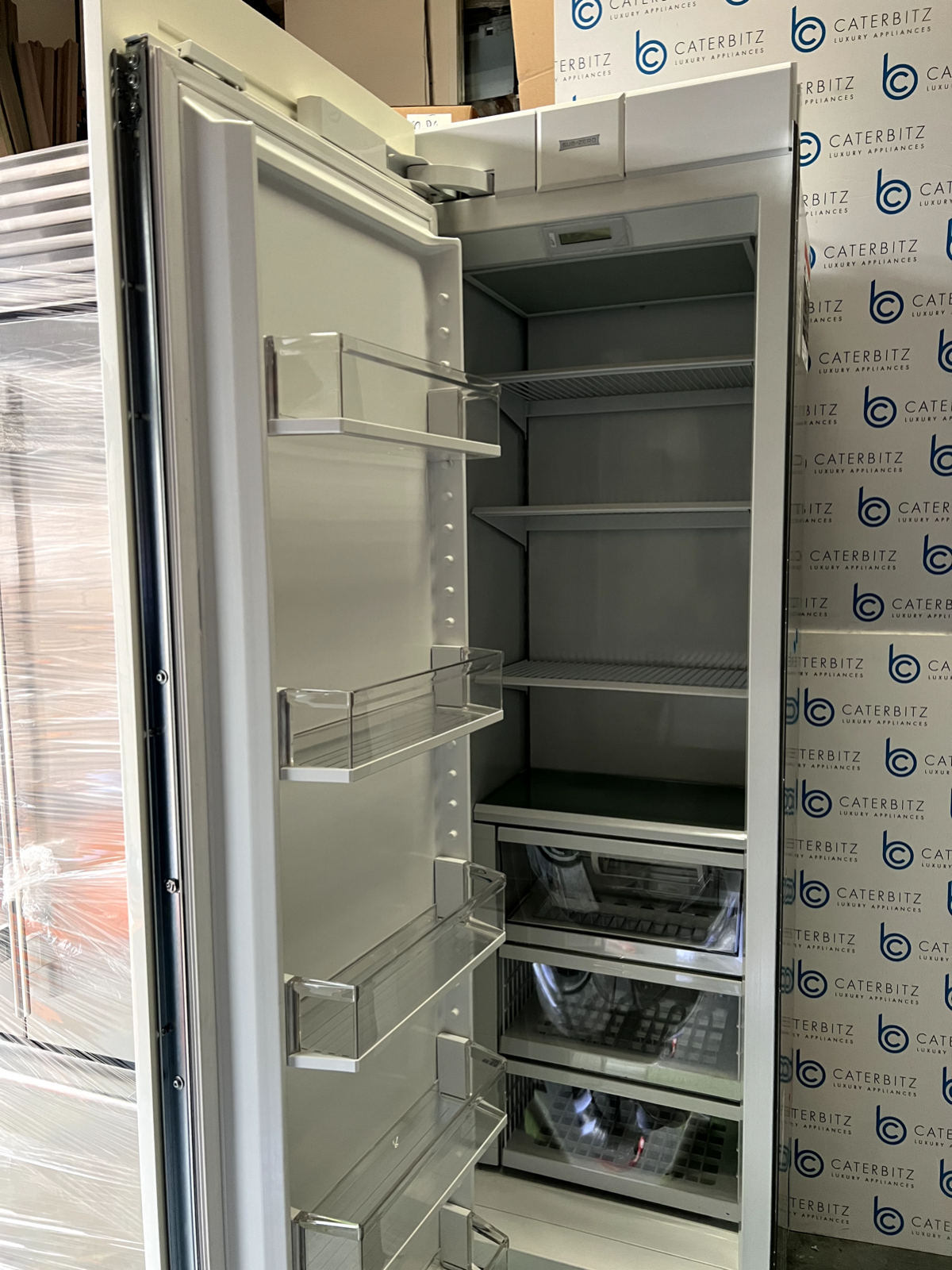 NEW Sub-Zero Column Freezer 24 inch ICBIC-24 FI Subzero Wolf Appliance B32154
