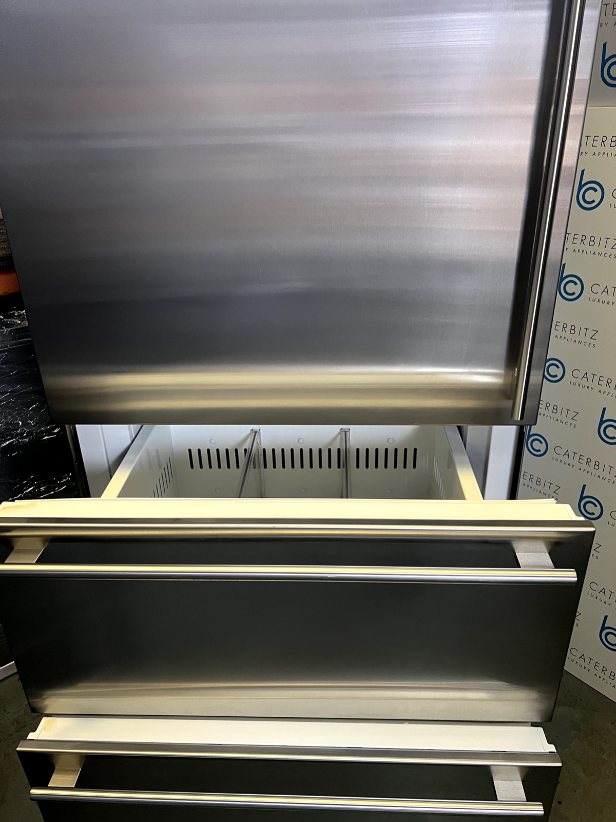 Sub-Zero Fridge freezer 30" Appliance Wolf Subzero ICBIT30 CIID refrigerator