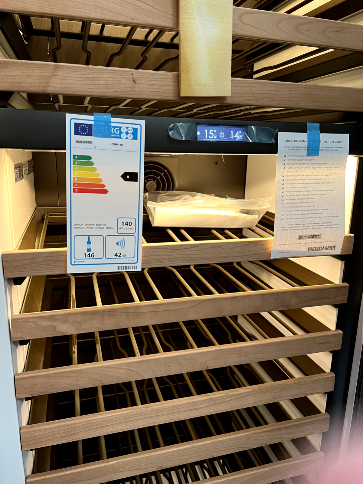 Ex Display Sub-Zero ICBIW30 Wine Cooler Drinks Fridge Refrigeration 762mm