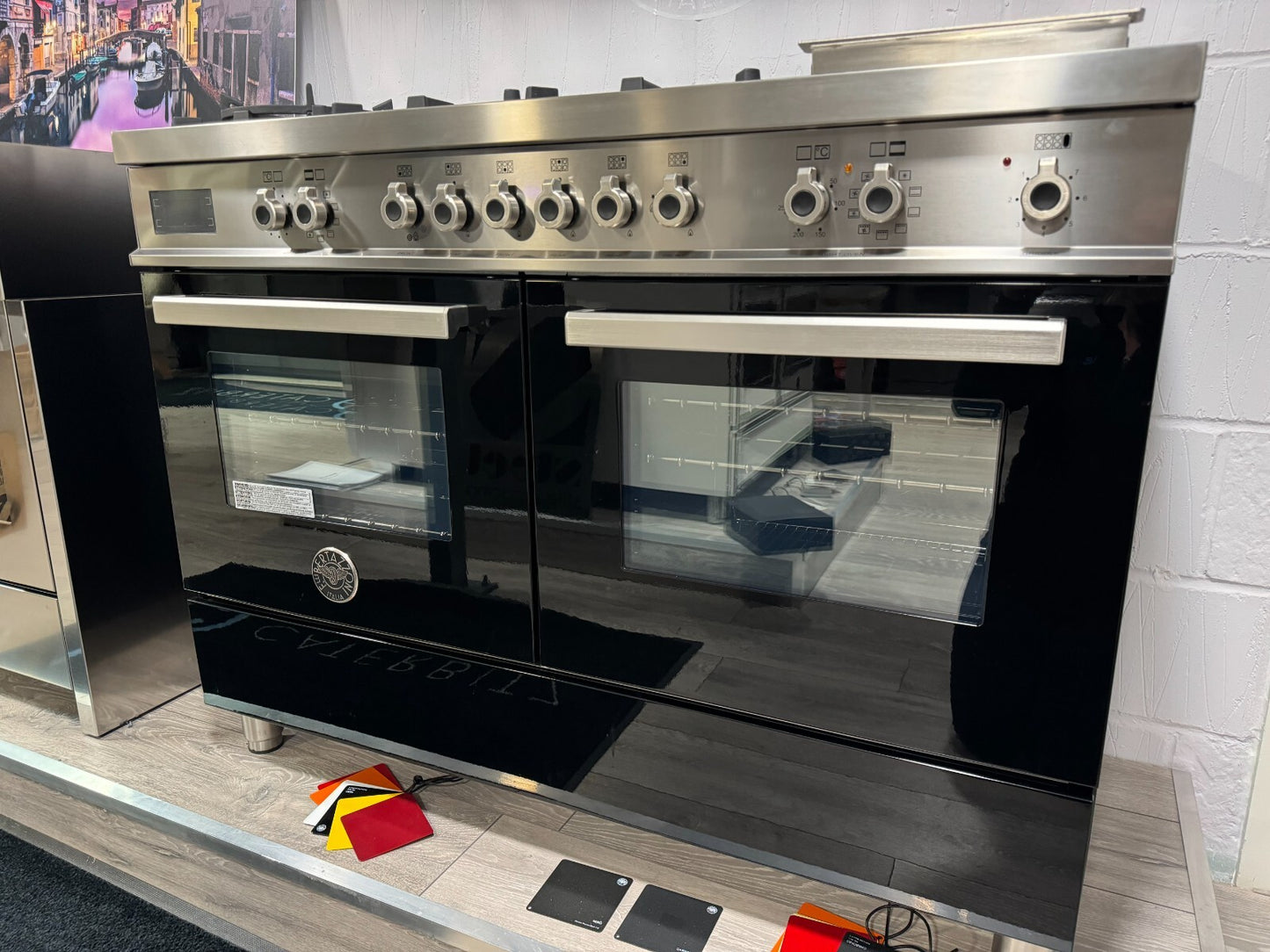 Ex Display UNUSED Bertazzoni PRO126G2ENET Range Cooker 120cm Oven Appliance