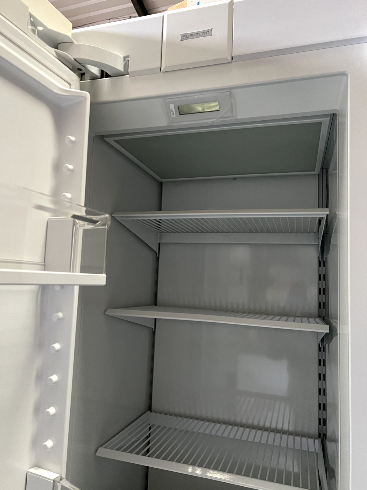 NEW Sub-Zero Column Freezer 24 inch ICBIC-24 FI Subzero Wolf Appliance B32154