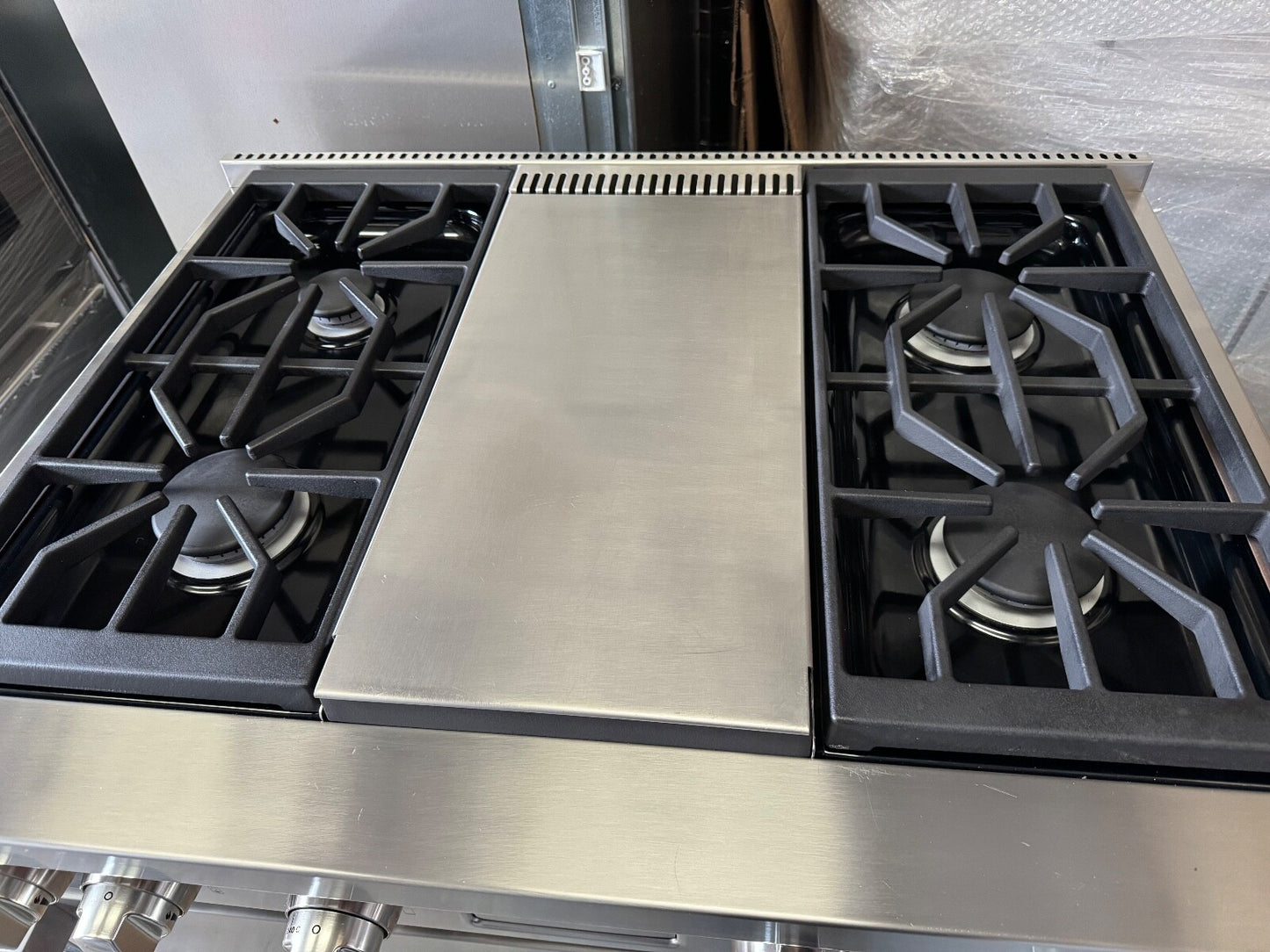 Wolf ICBDF364G Range Cooker 36 inch Oven appliance Subzero