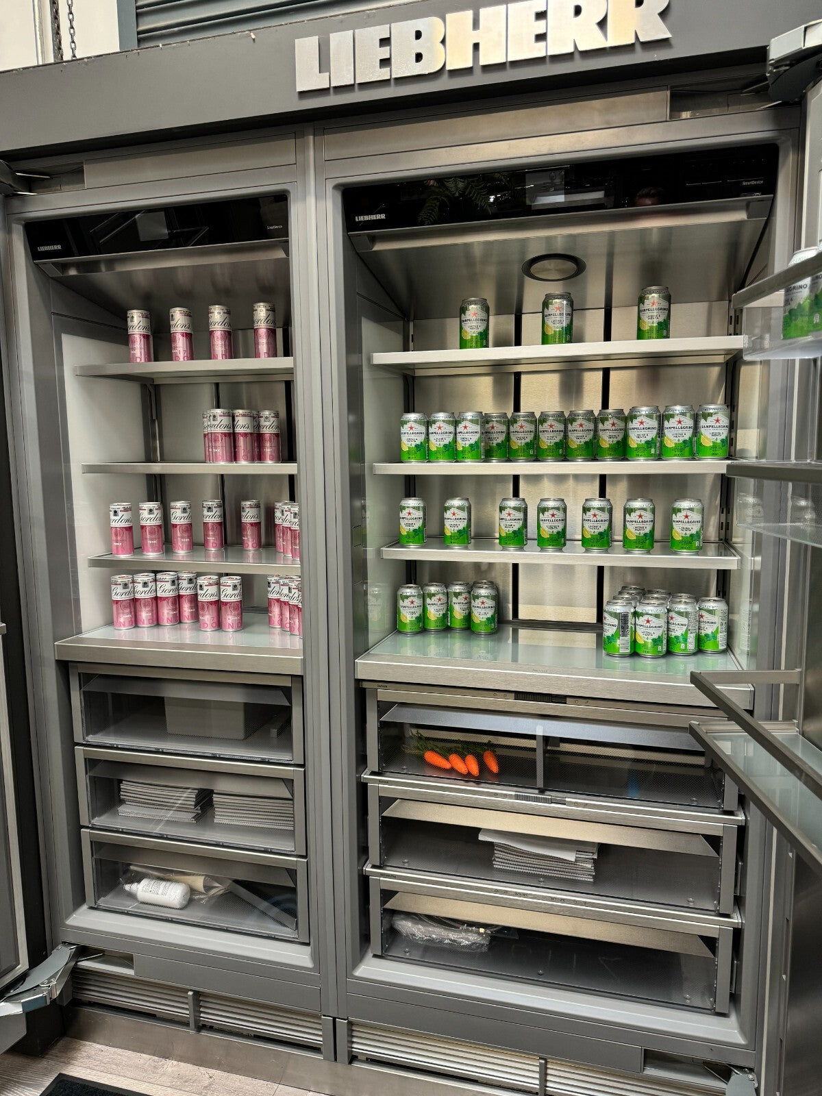 NEW Ex Display Monolith Liebherr Fridge Freezer Refrigeration Appliance EKB9671