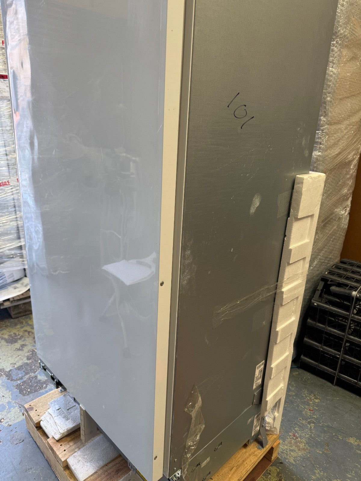 NEW UNUSED Fisher & Paykel RS7621FLJK1 Column 76cm Freezer B32342