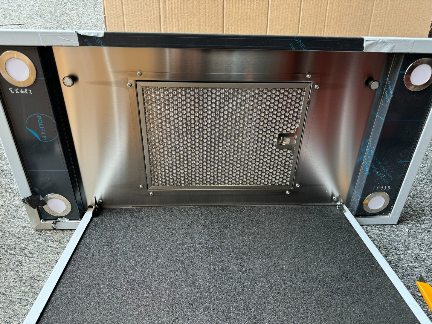 New Westin Stratus Ceiling Extractor Hood Built in 900 x 440 Appliance