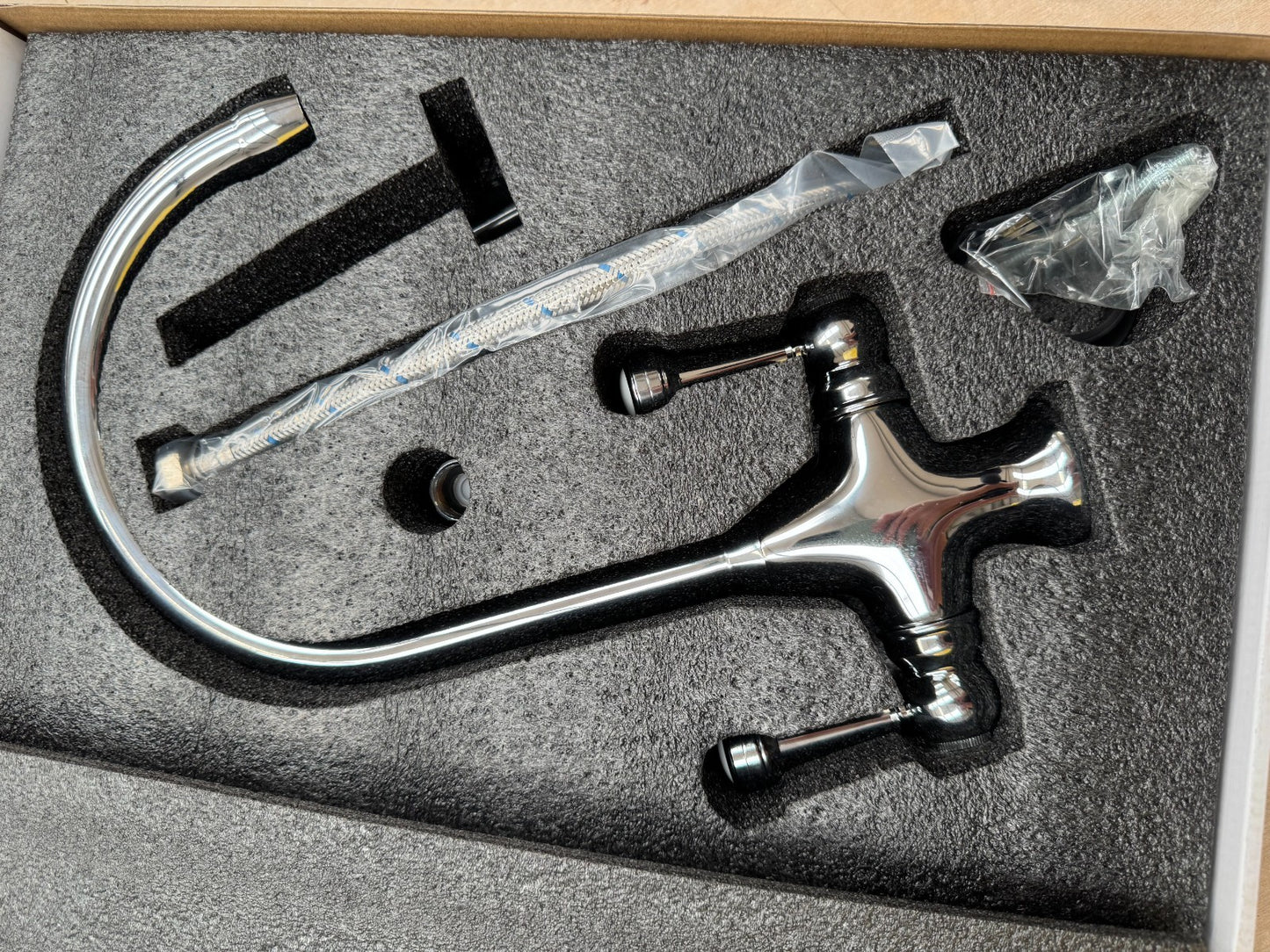 NEW CHROME Twin Lever round Mixer Carysil Victoria plumbing tap factory AX4586
