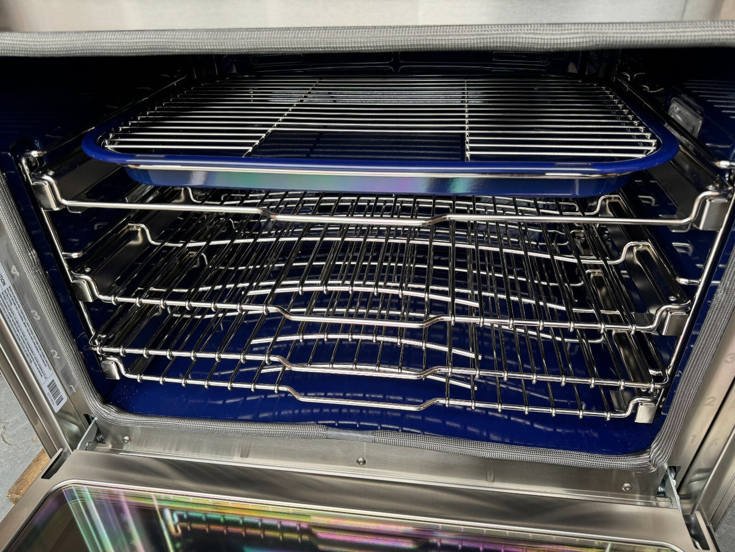 UNUSED Wolf M Series Transitional Oven & Steam Oven Appliance ICBSO30TM/S/TH